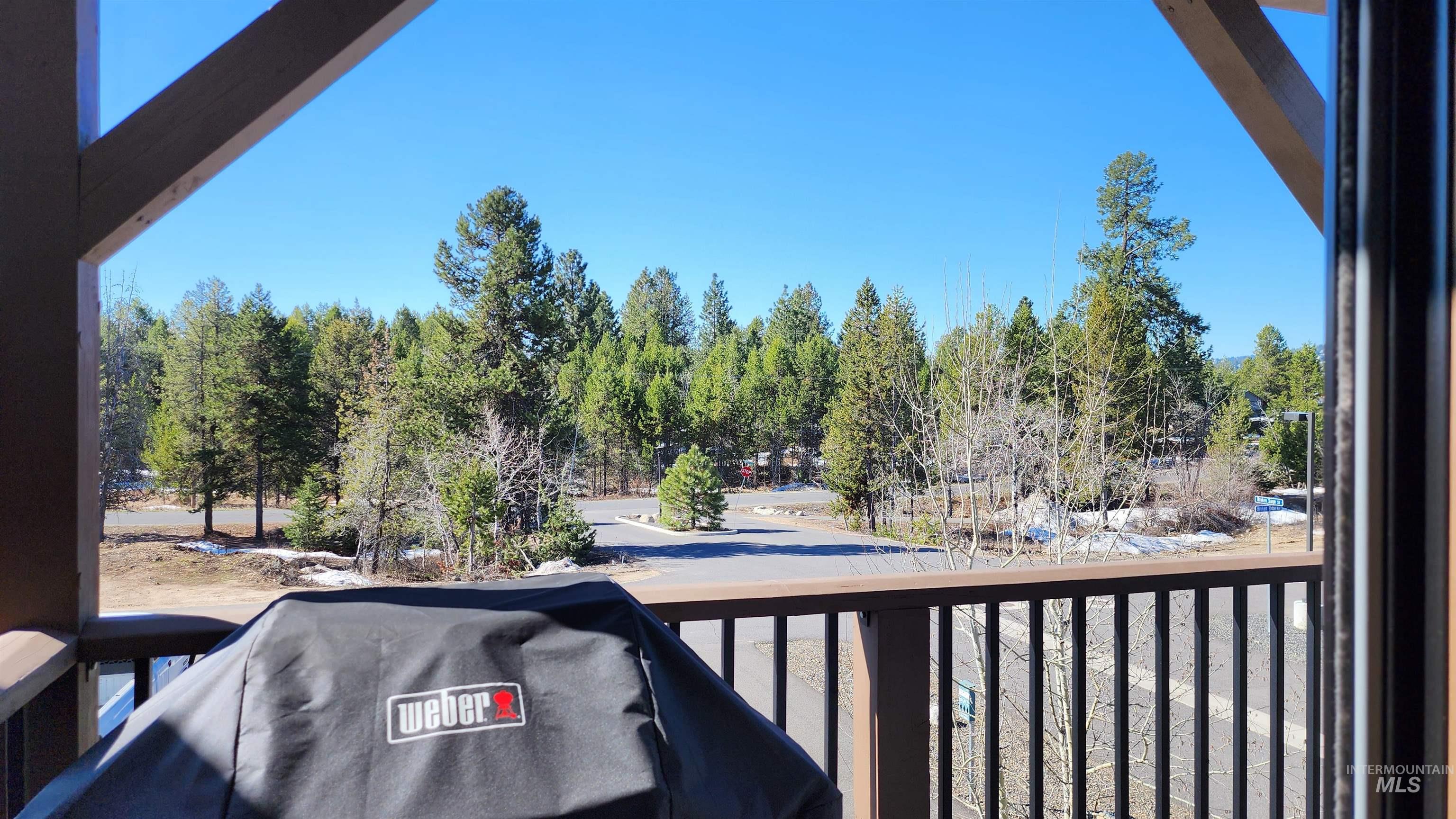 118 Broken Pine Ln, McCall, Idaho 83638, 3 Bedrooms, 3 Bathrooms, Residential For Sale, Price $550,000,MLS 98975768