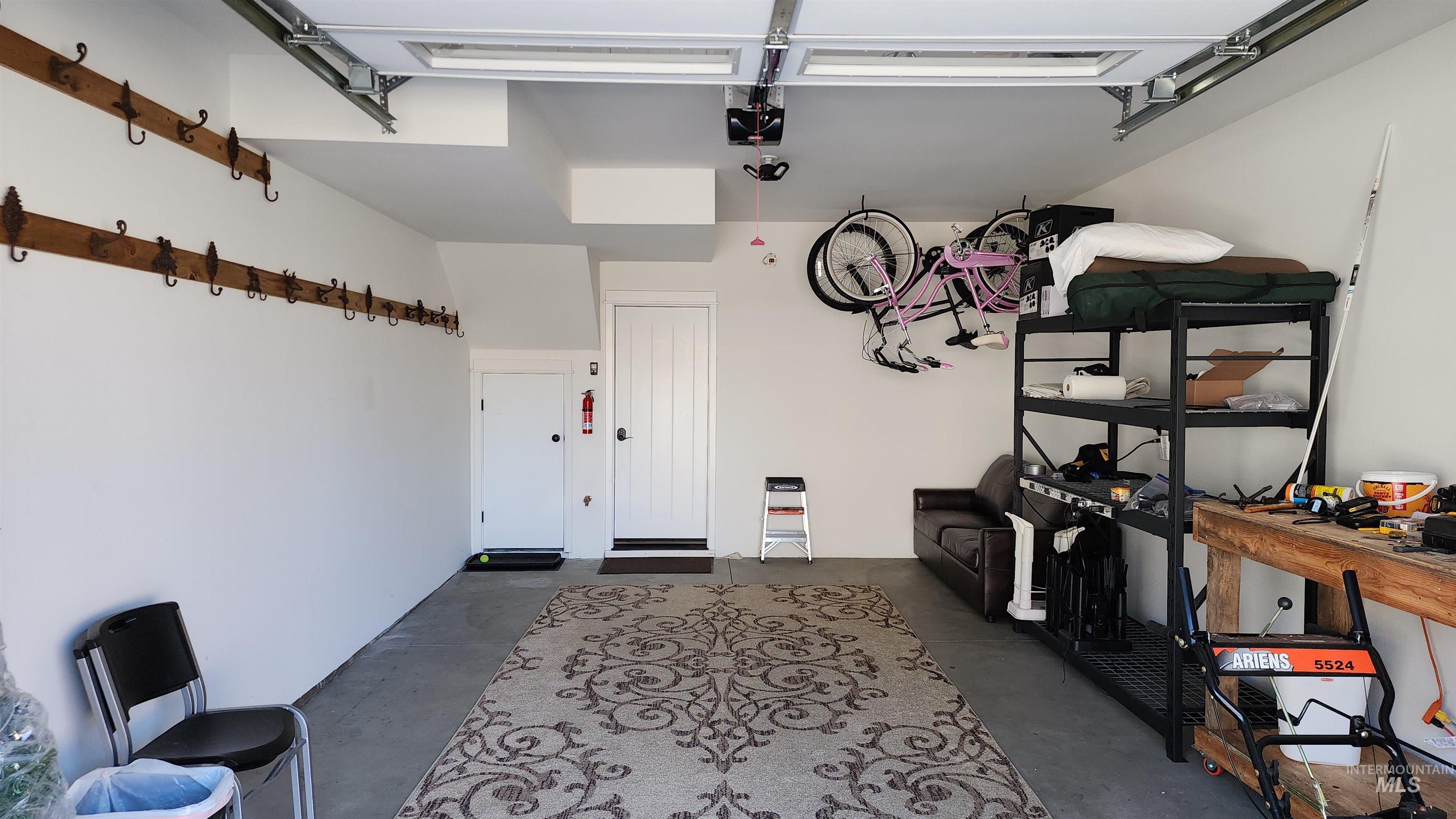 118 Broken Pine Ln, McCall, Idaho 83638, 3 Bedrooms, 3 Bathrooms, Residential For Sale, Price $550,000,MLS 98975768