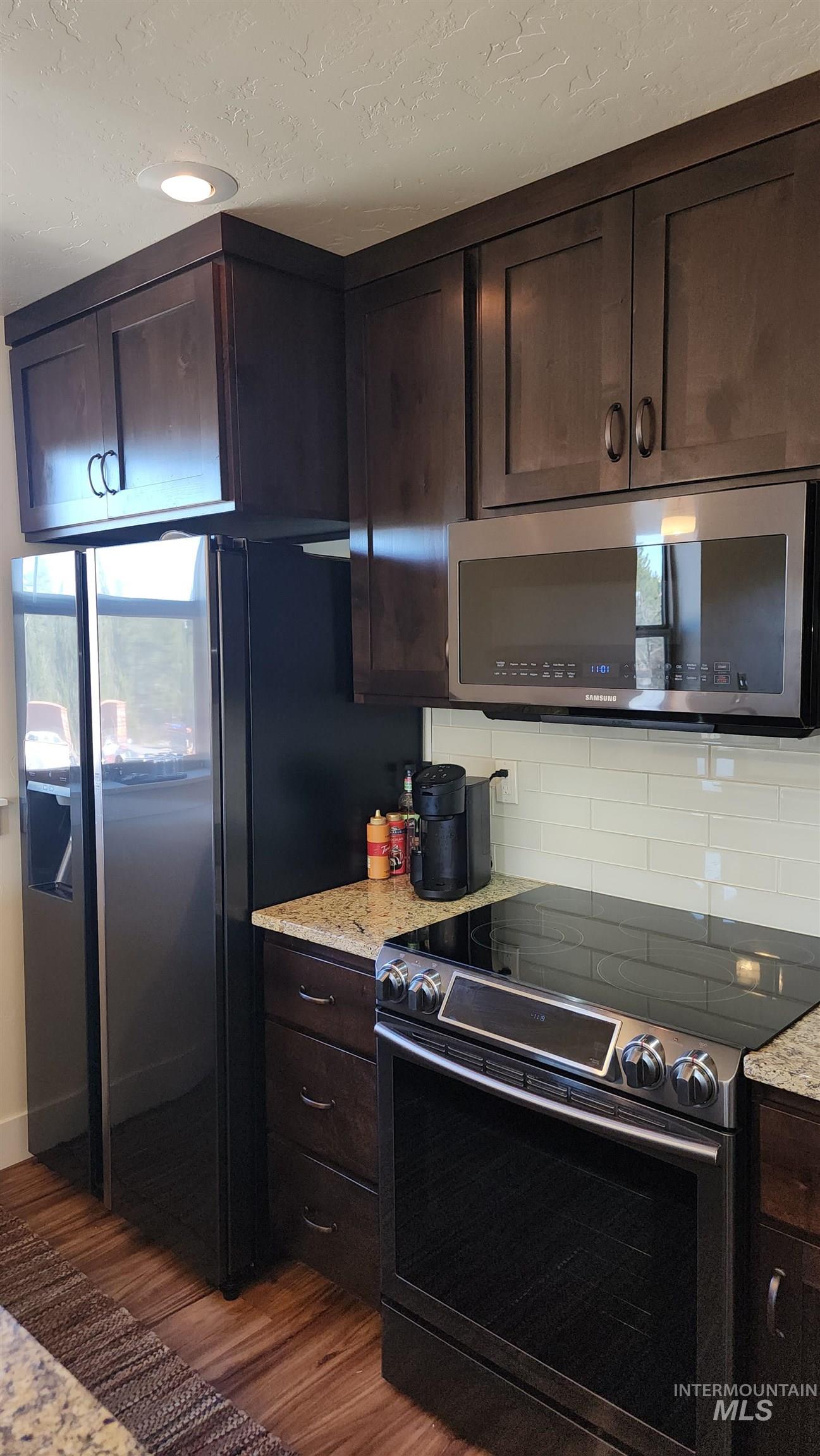 118 Broken Pine Ln, McCall, Idaho 83638, 3 Bedrooms, 3 Bathrooms, Residential For Sale, Price $550,000,MLS 98975768