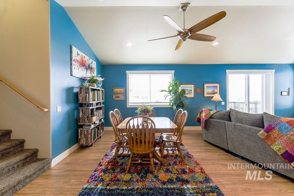 425 Southview, Moscow, Idaho 83843, 5 Bedrooms, 3 Bathrooms, Residential For Sale, Price $719,000,MLS 98975769