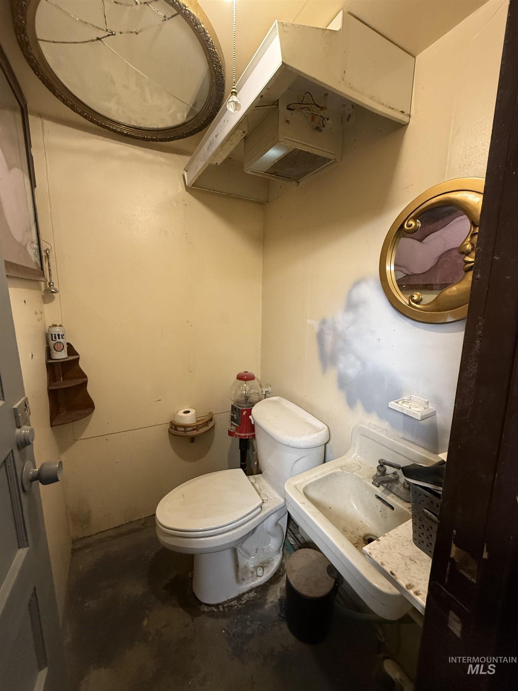 419 6th Ave S, Nampa, Idaho 83651, 2 Bedrooms, 2 Bathrooms, Residential For Sale, Price $329,900,MLS 98975770