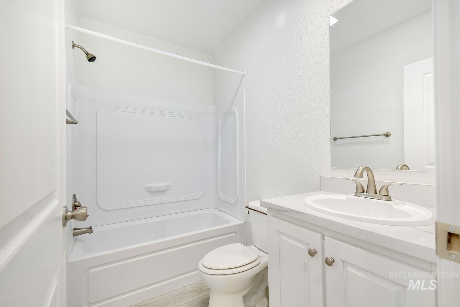 10603 W Macaw Ln, #40, Boise, Idaho 83713, 3 Bedrooms, 2 Bathrooms, Residential For Sale, Price $125,000, 98975772