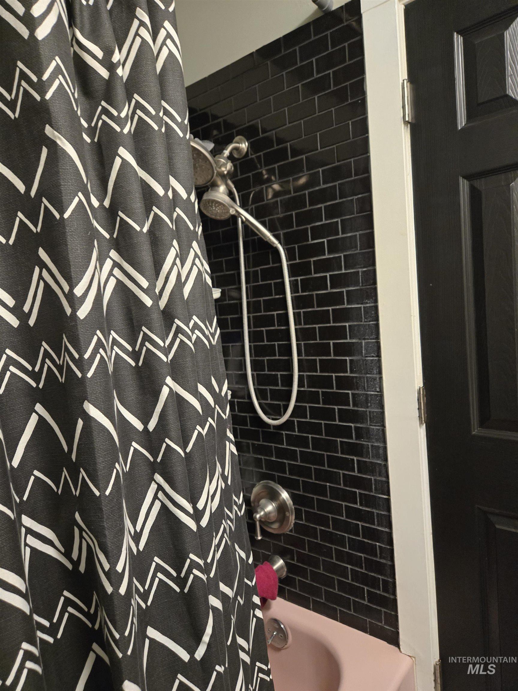 813 Reece Ave, Nyssa, Oregon 97913, 4 Bedrooms, 2 Bathrooms, Residential For Sale, Price $425,000, 98975775