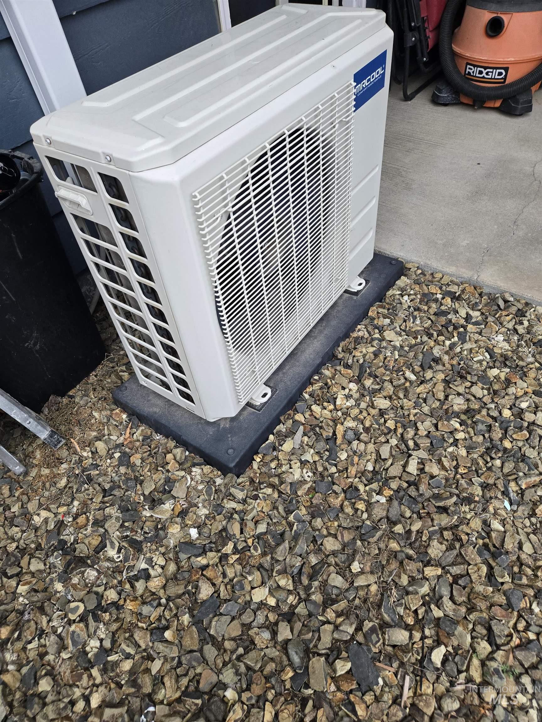 813 Reece Ave, Nyssa, Oregon 97913, 4 Bedrooms, 2 Bathrooms, Residential For Sale, Price $425,000, 98975775