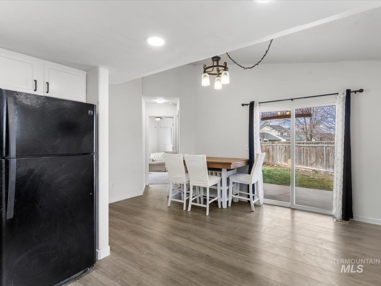 1624 W Hawaii Ave, Nampa, Idaho 83686, 3 Bedrooms, 2 Bathrooms, Residential For Sale, Price $359,990, 98975777