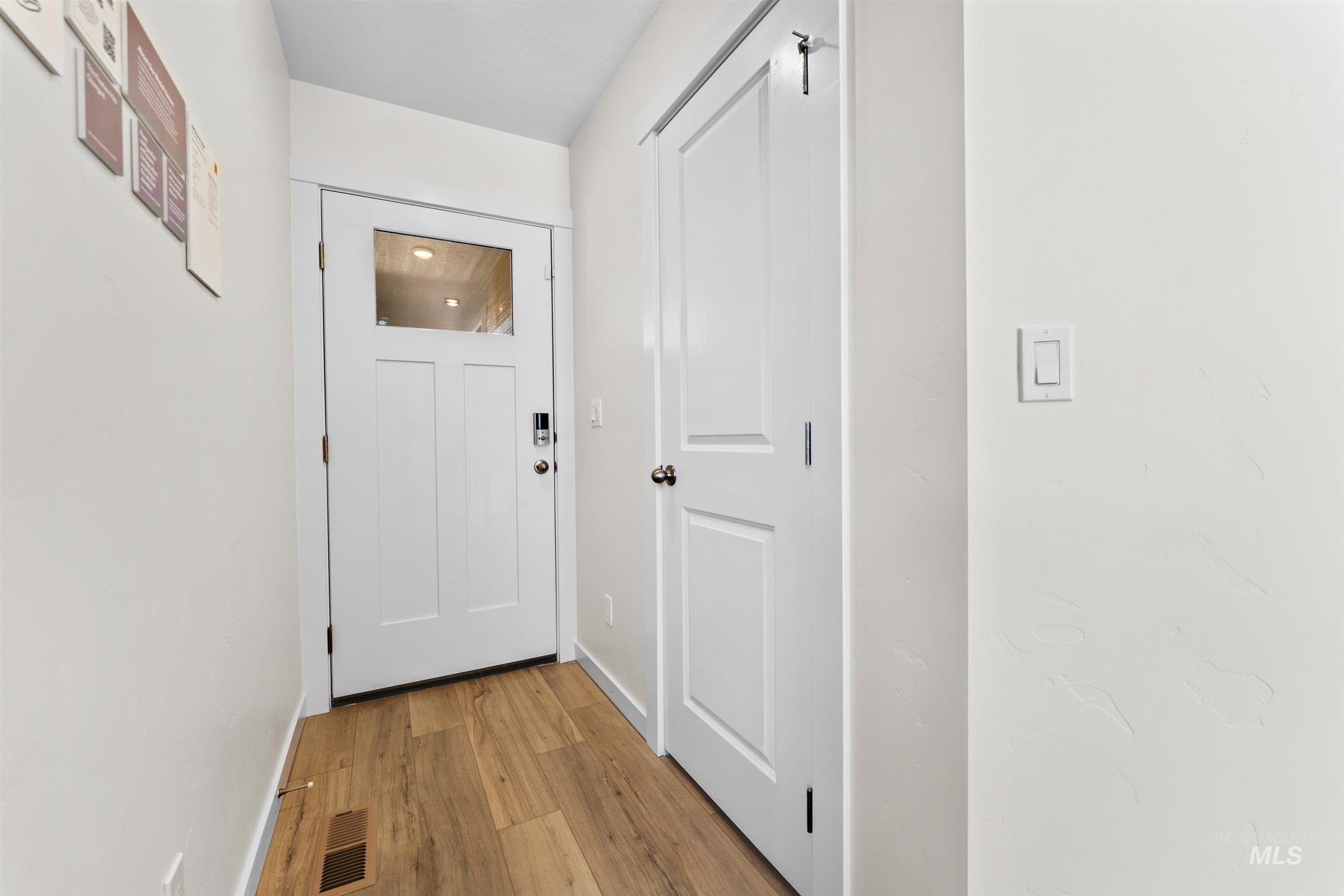 4506 E Mesa Vista st, Nampa, Idaho 83686, 4 Bedrooms, 2 Bathrooms, Residential For Sale, Price $364,990, 98975780