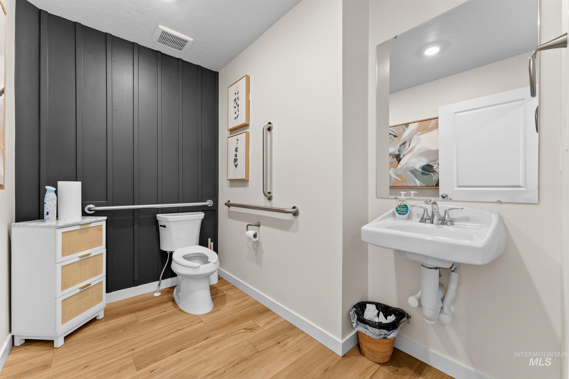 4506 E Mesa Vista st, Nampa, Idaho 83686, 4 Bedrooms, 2 Bathrooms, Residential For Sale, Price $364,990, 98975780