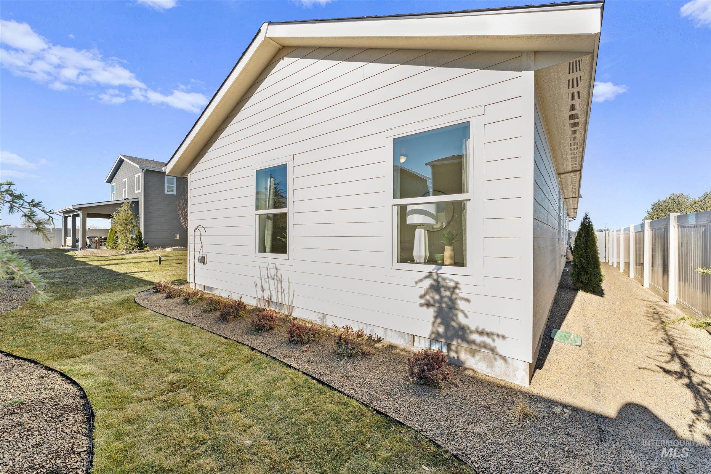 4506 E Mesa Vista st, Nampa, Idaho 83686, 4 Bedrooms, 2 Bathrooms, Residential For Sale, Price $364,990, 98975780