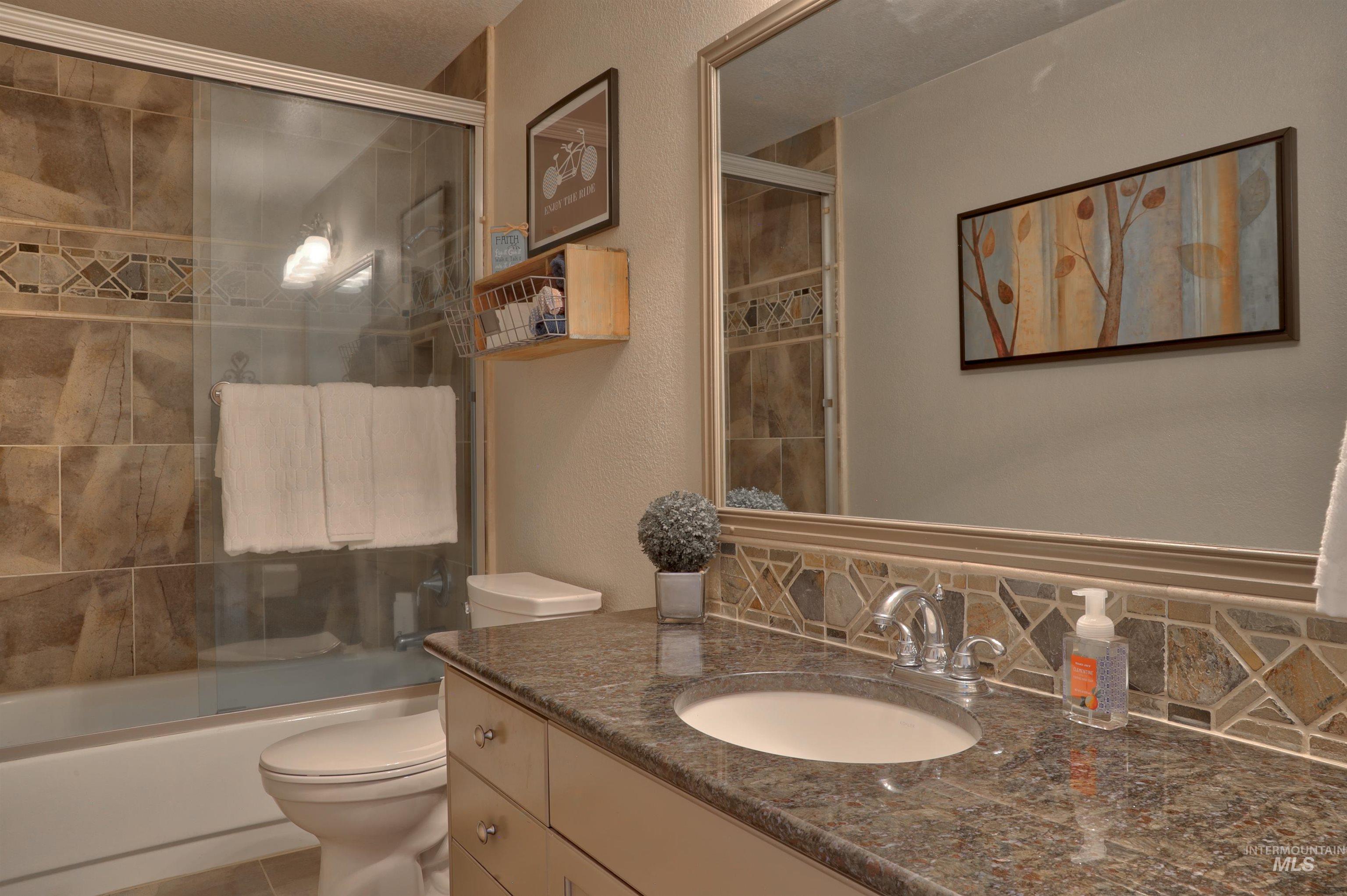 10342 W Hinsdale Ct, Boise, Idaho 83704, 4 Bedrooms, 3.5 Bathrooms, Residential For Sale, Price $799,900, 98975781