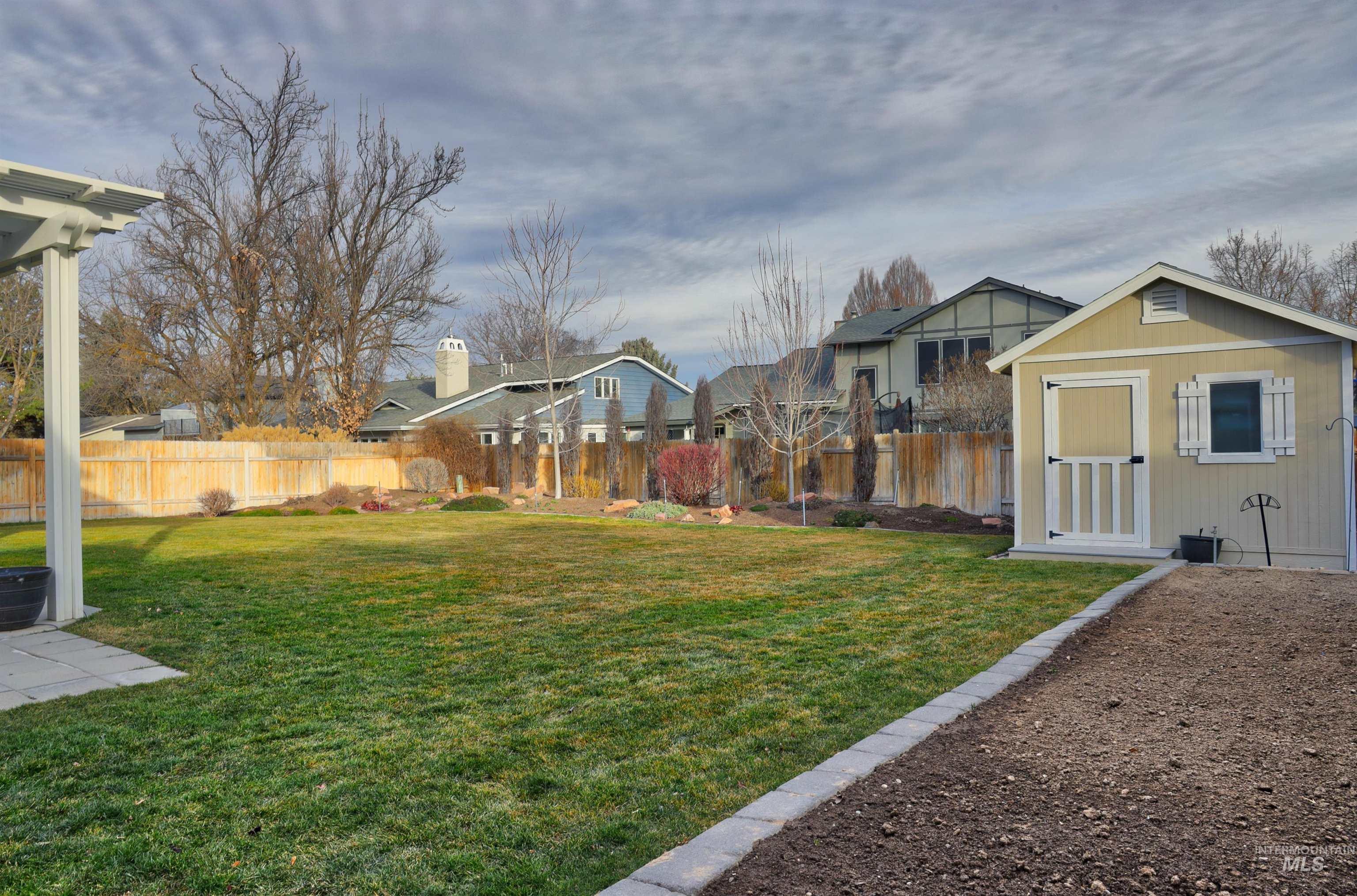 10342 W Hinsdale Ct, Boise, Idaho 83704, 4 Bedrooms, 3.5 Bathrooms, Residential For Sale, Price $799,900, 98975781