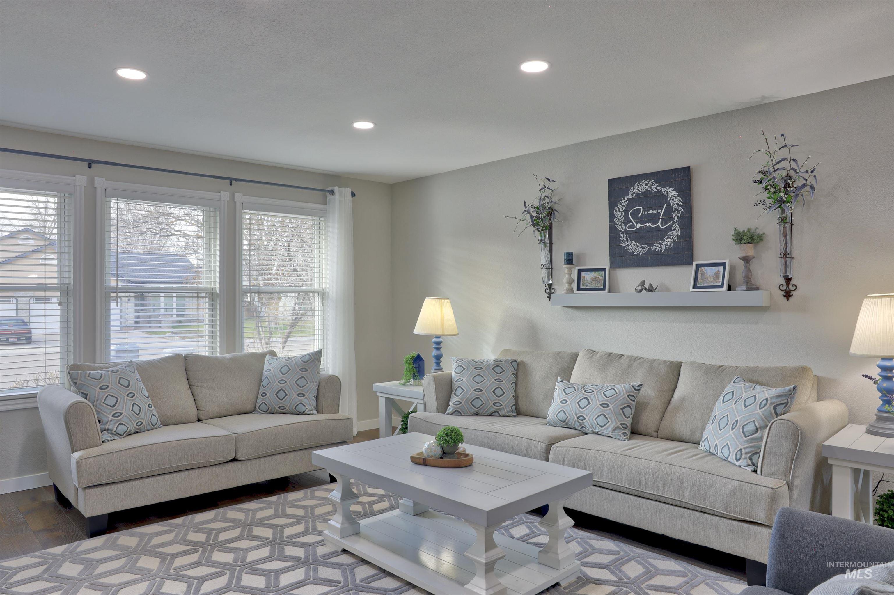 10342 W Hinsdale Ct, Boise, Idaho 83704, 4 Bedrooms, 3.5 Bathrooms, Residential For Sale, Price $799,900, 98975781