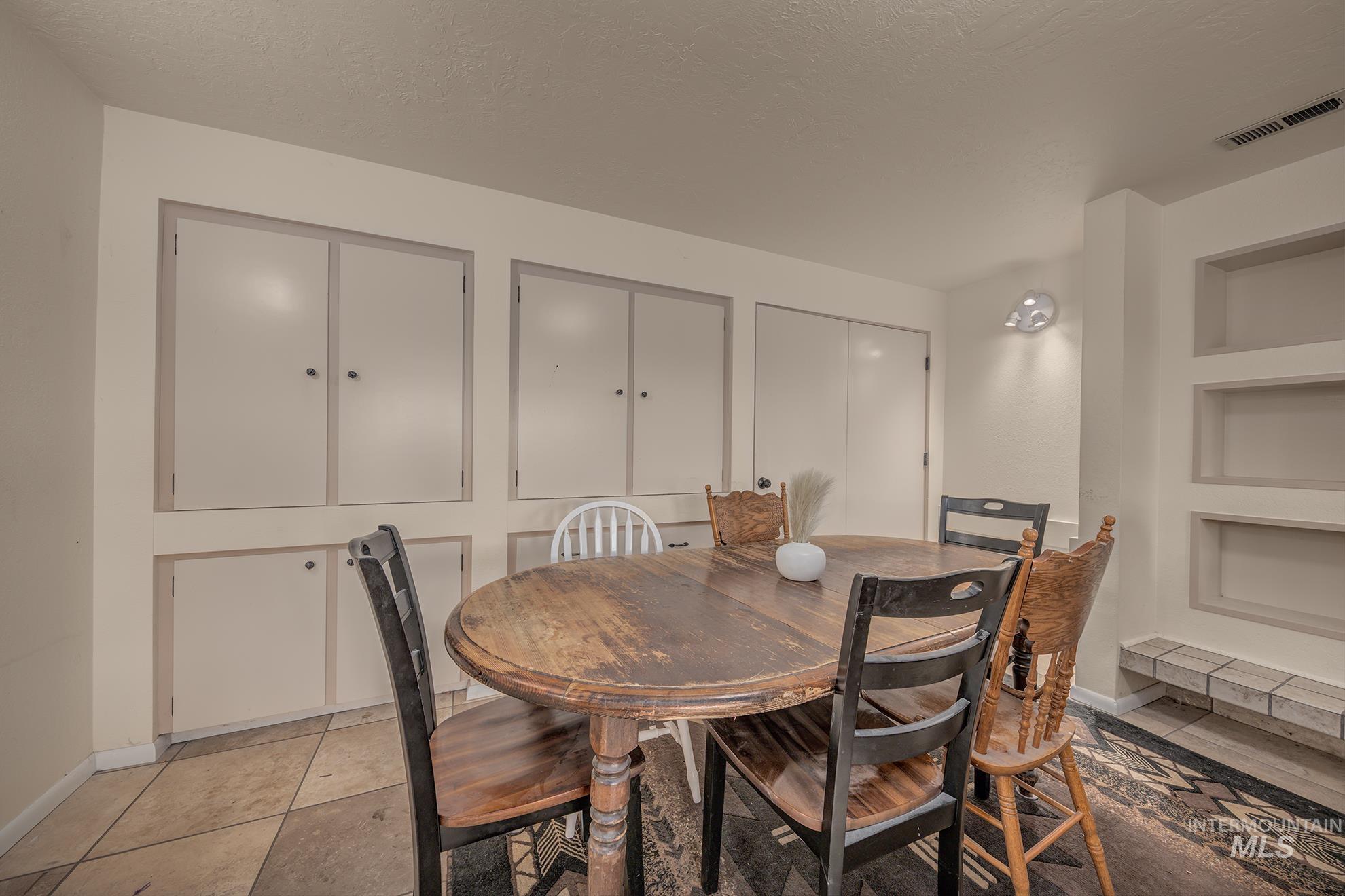 1242 SW 11th Ave, Ontario, Oregon 97914, 4 Bedrooms, 3 Bathrooms, Residential For Sale, Price $425,000, 98975784