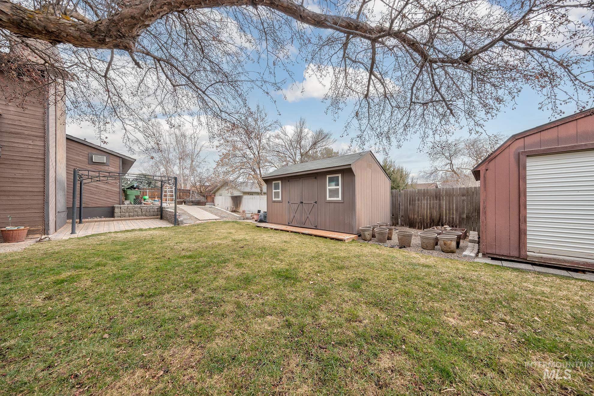 1242 SW 11th Ave, Ontario, Oregon 97914, 4 Bedrooms, 3 Bathrooms, Residential For Sale, Price $425,000, 98975784