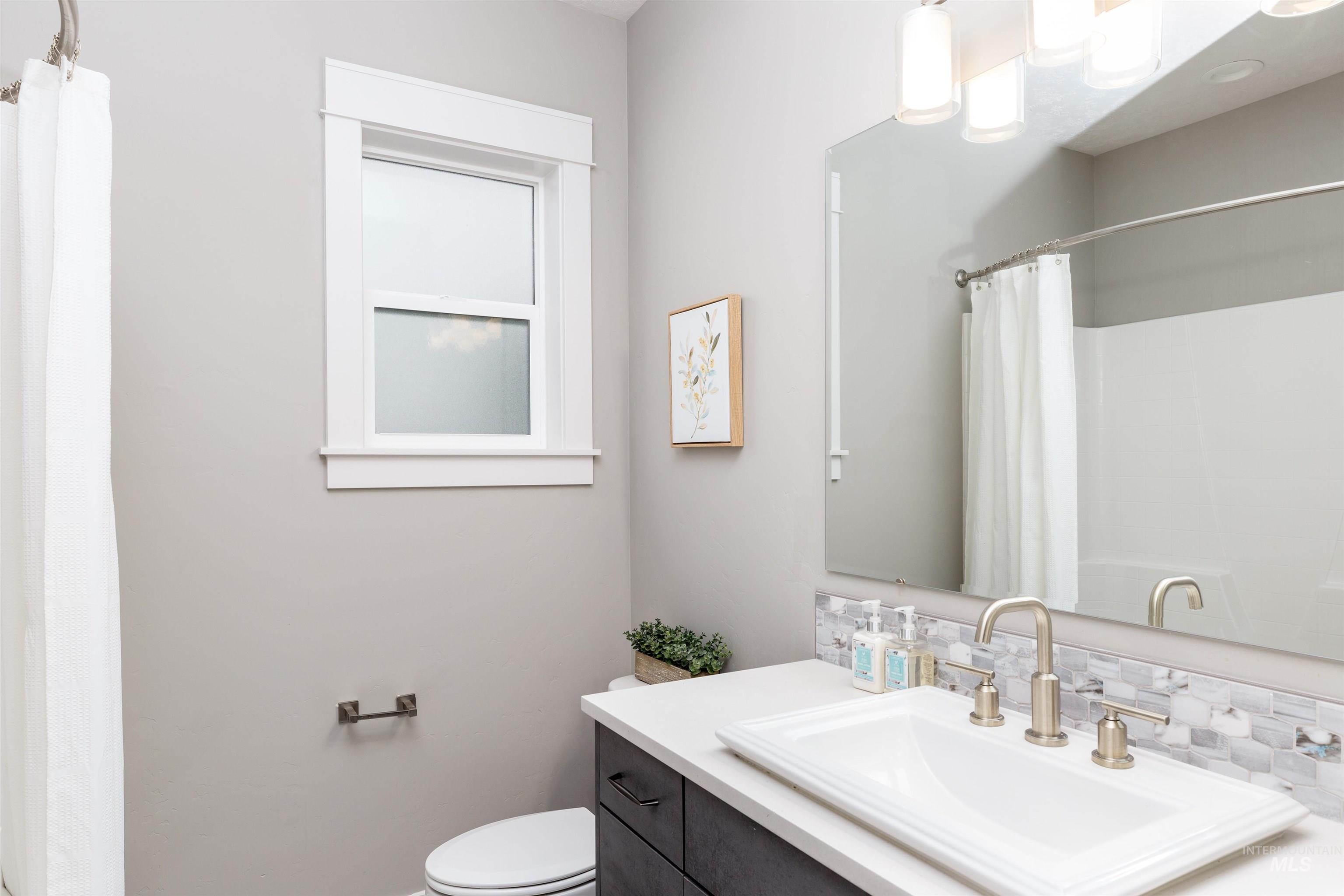 1618 W Tenzing St, Nampa, Idaho 83686, 3 Bedrooms, 2 Bathrooms, Residential For Sale, Price $545,000,MLS 98975786