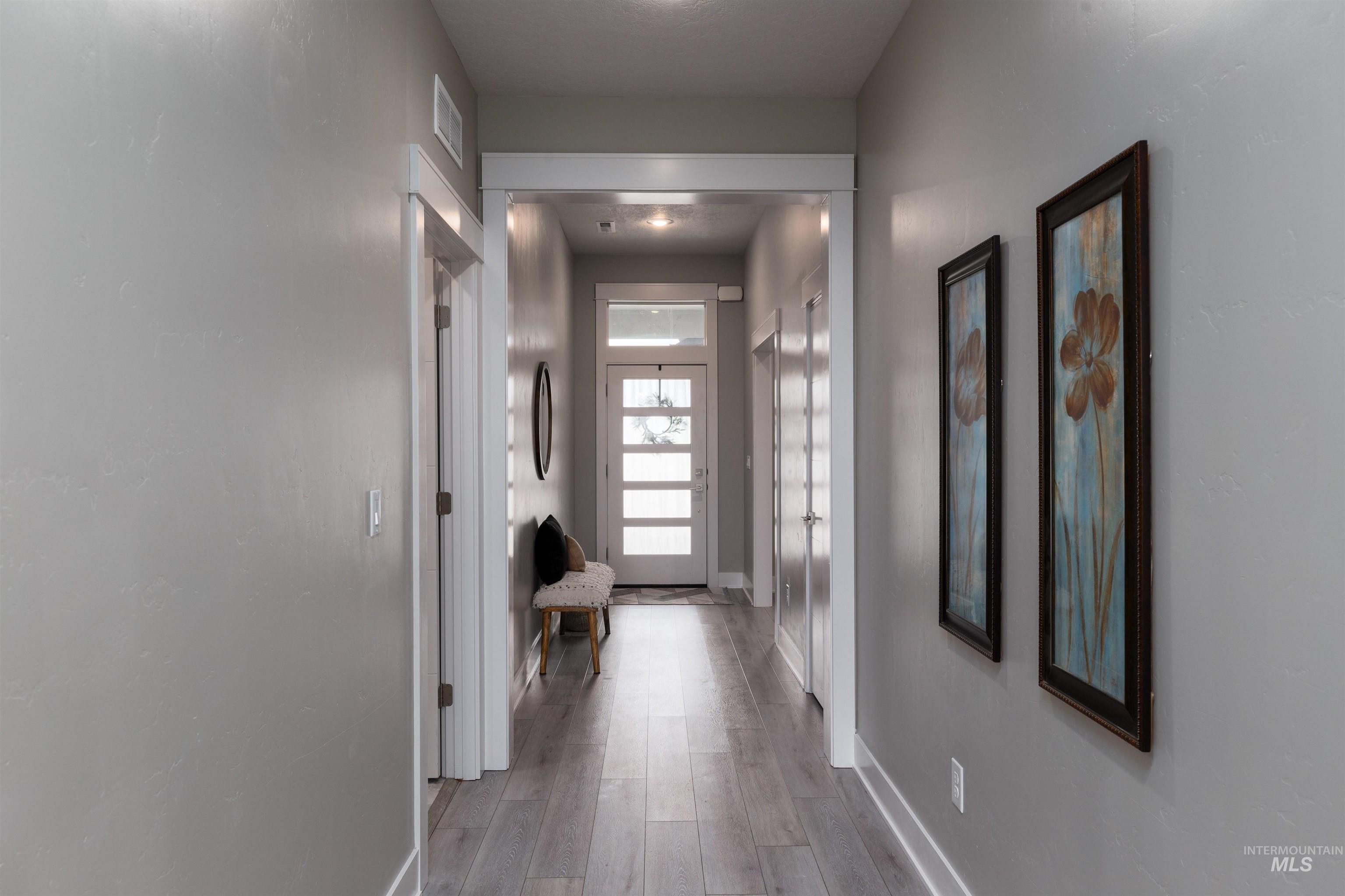 1618 W Tenzing St, Nampa, Idaho 83686, 3 Bedrooms, 2 Bathrooms, Residential For Sale, Price $545,000,MLS 98975786