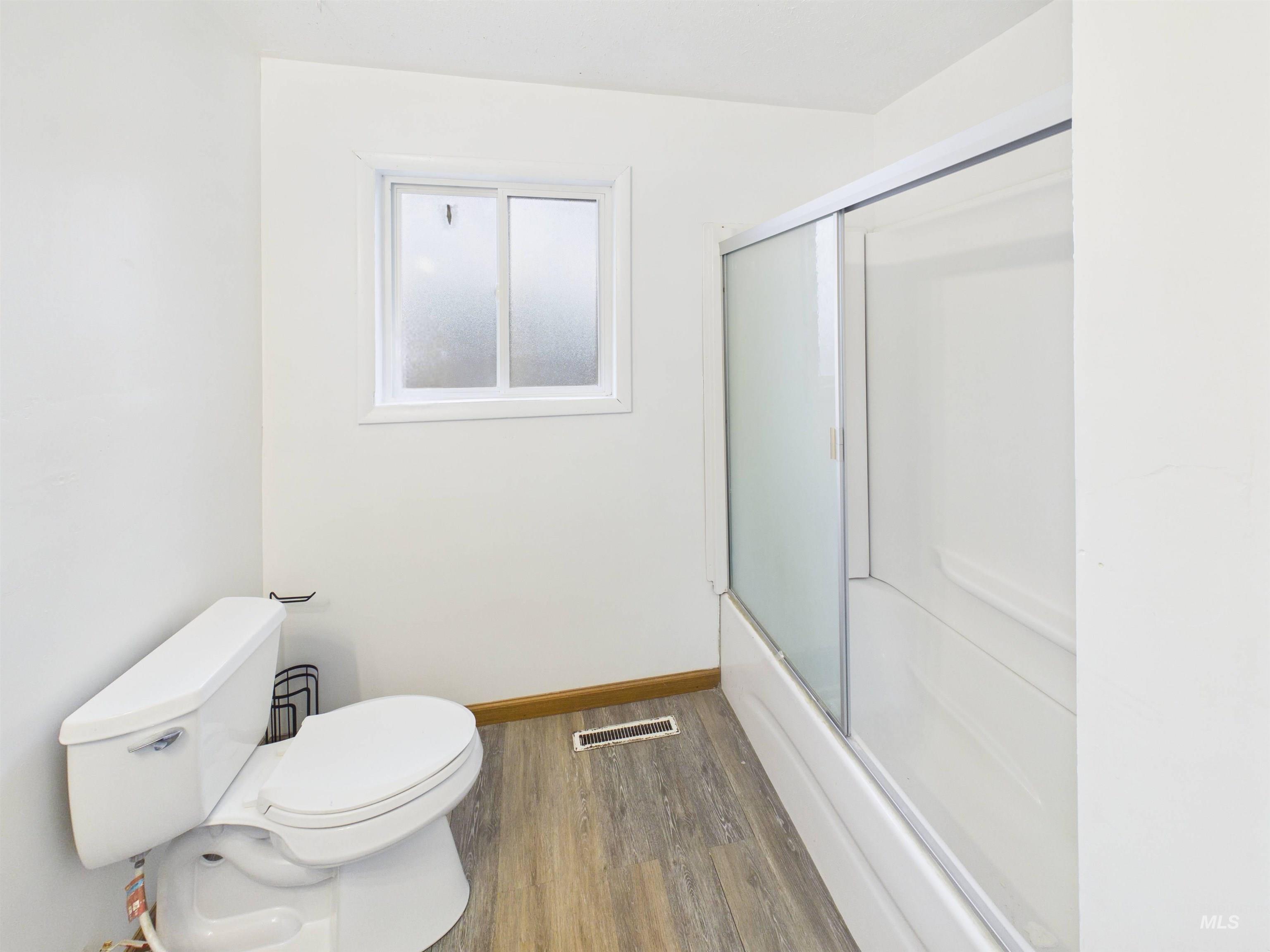 1911 R St, Heyburn, Idaho 83336, 3 Bedrooms, 2 Bathrooms, Residential For Sale, Price $255,000,MLS 98975787