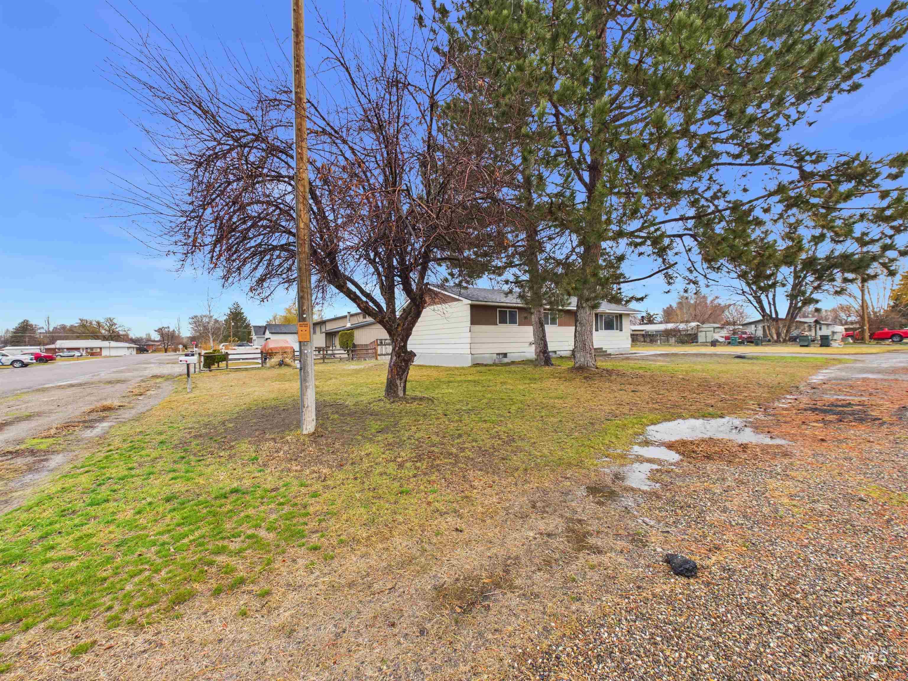 1911 R St, Heyburn, Idaho 83336, 3 Bedrooms, 2 Bathrooms, Residential For Sale, Price $255,000, 98975787