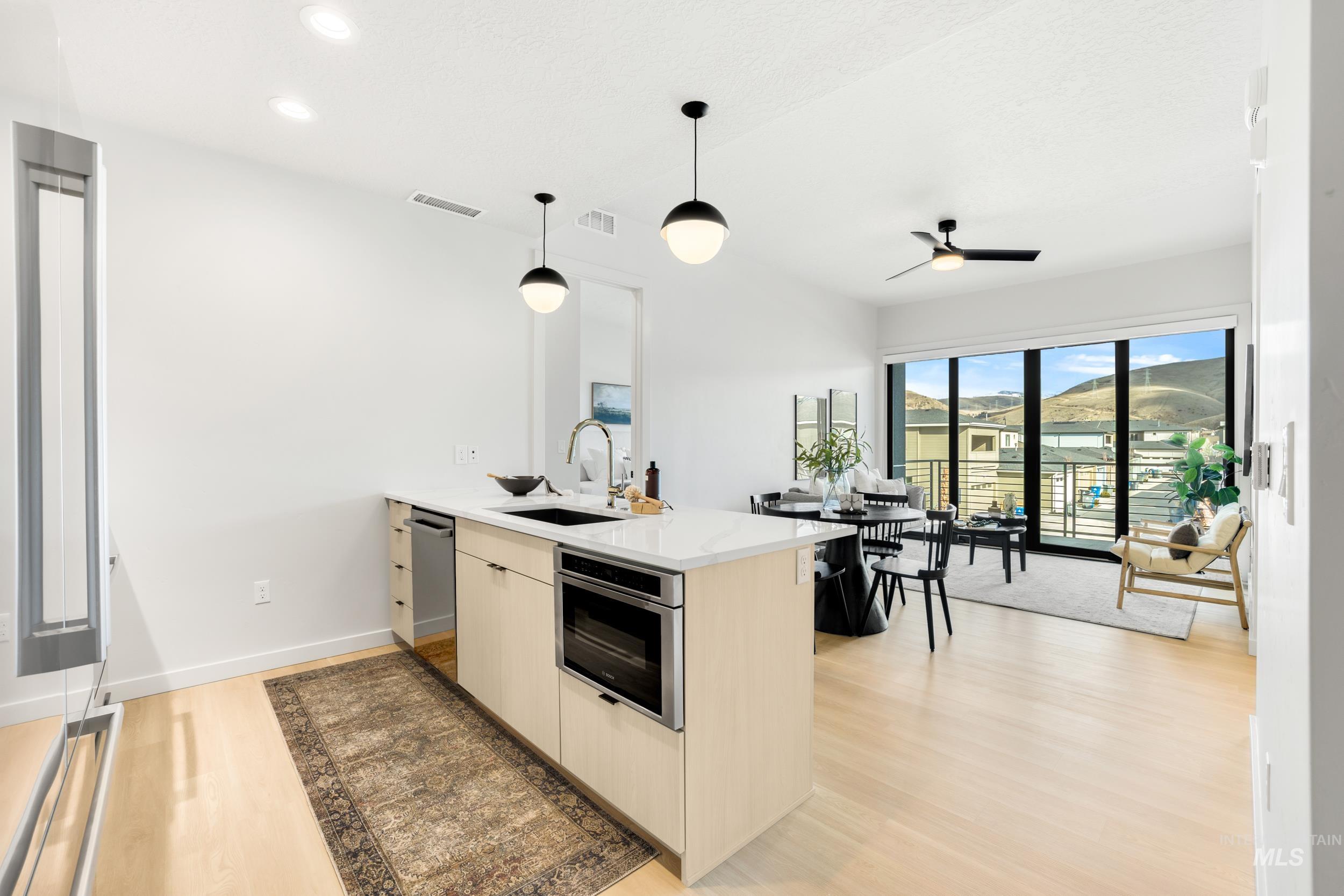 4340 E Haystack St, Boise, Idaho 83716, 2 Bedrooms, 2 Bathrooms, Residential For Sale, Price $484,900, 98975790