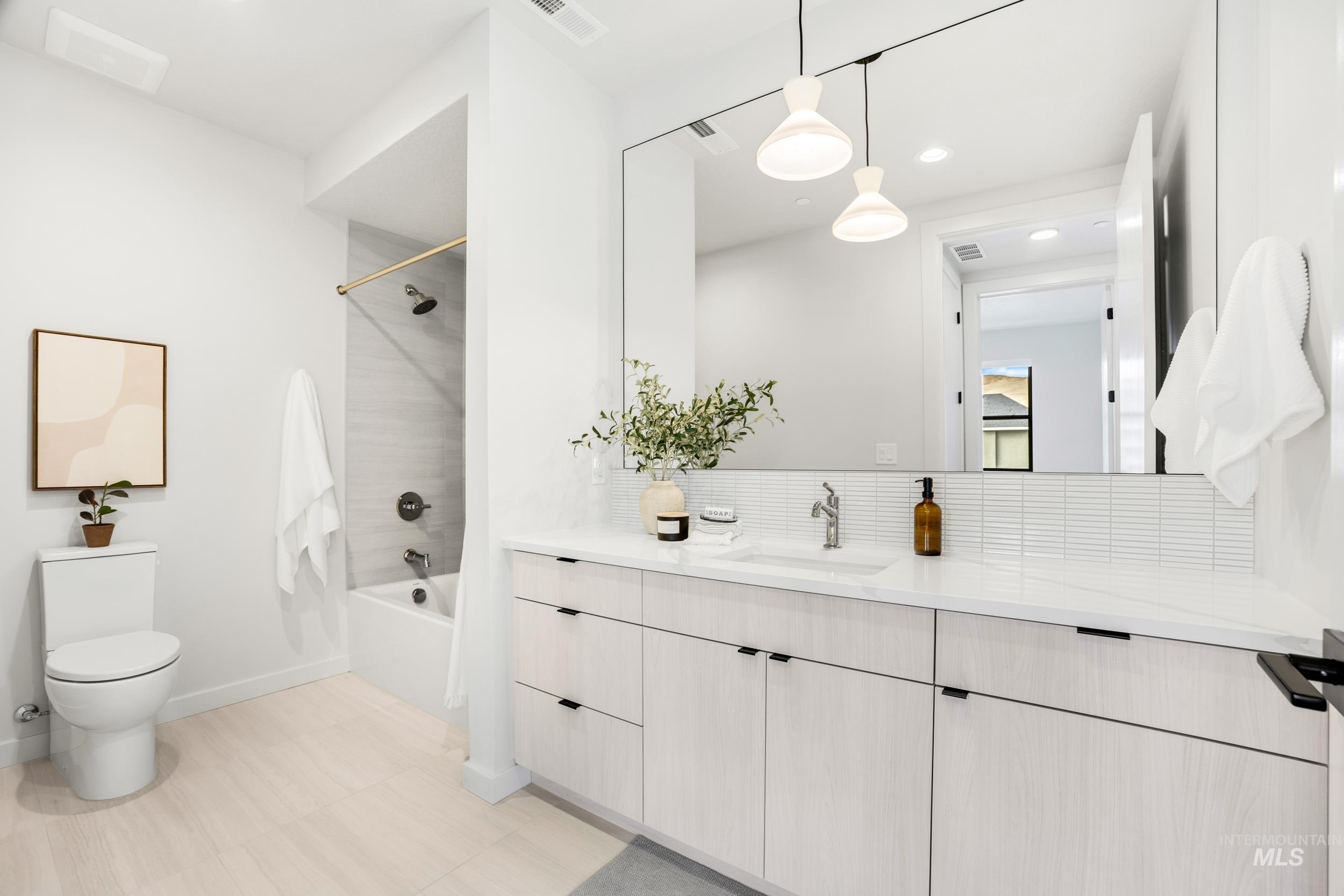 4340 E Haystack St, Boise, Idaho 83716, 2 Bedrooms, 2 Bathrooms, Residential For Sale, Price $484,900, 98975790