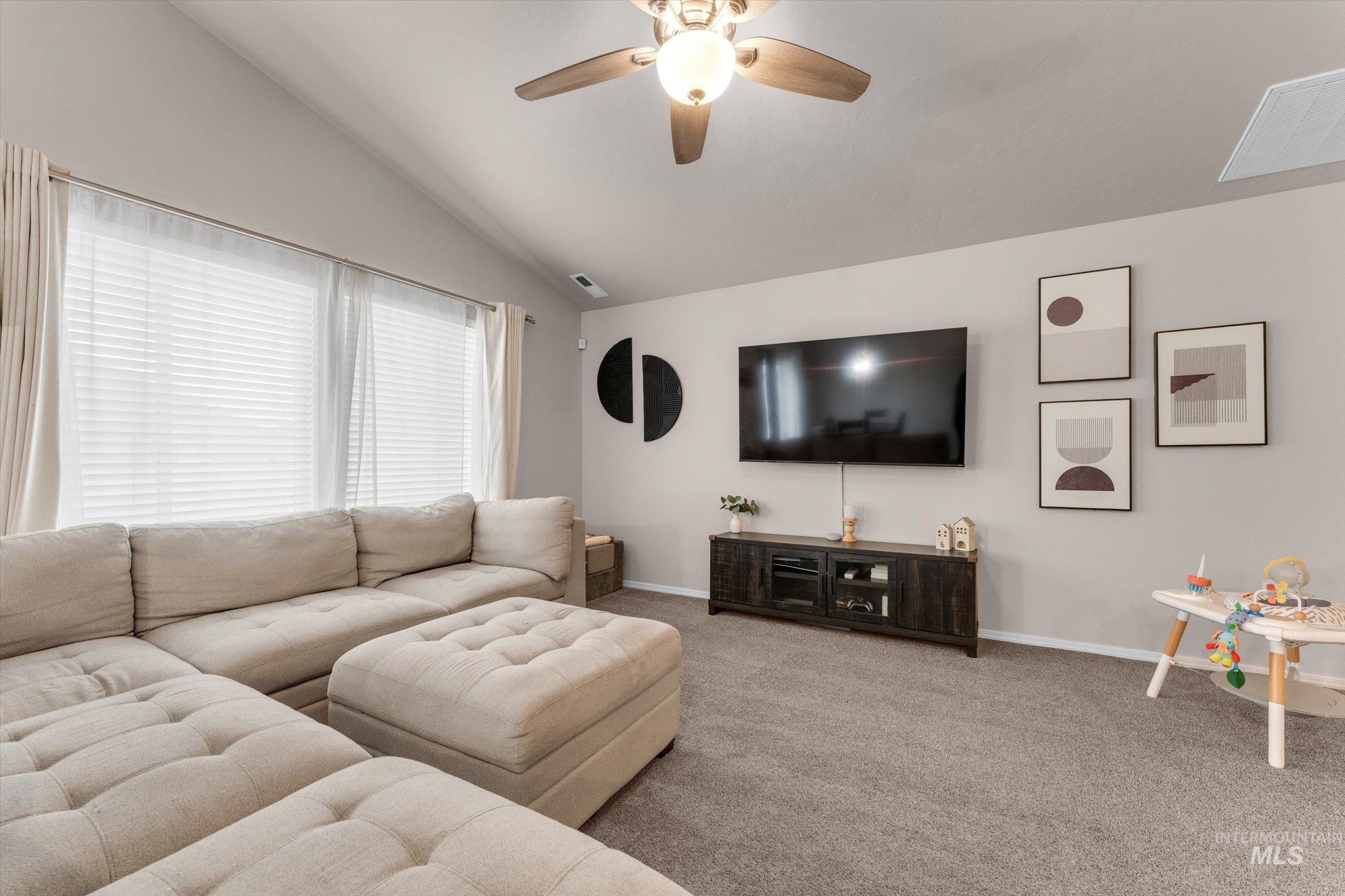 19605 Delmarva Ave., Caldwell, Idaho 83605, 4 Bedrooms, 2 Bathrooms, Residential For Sale, Price $405,000, 98975792