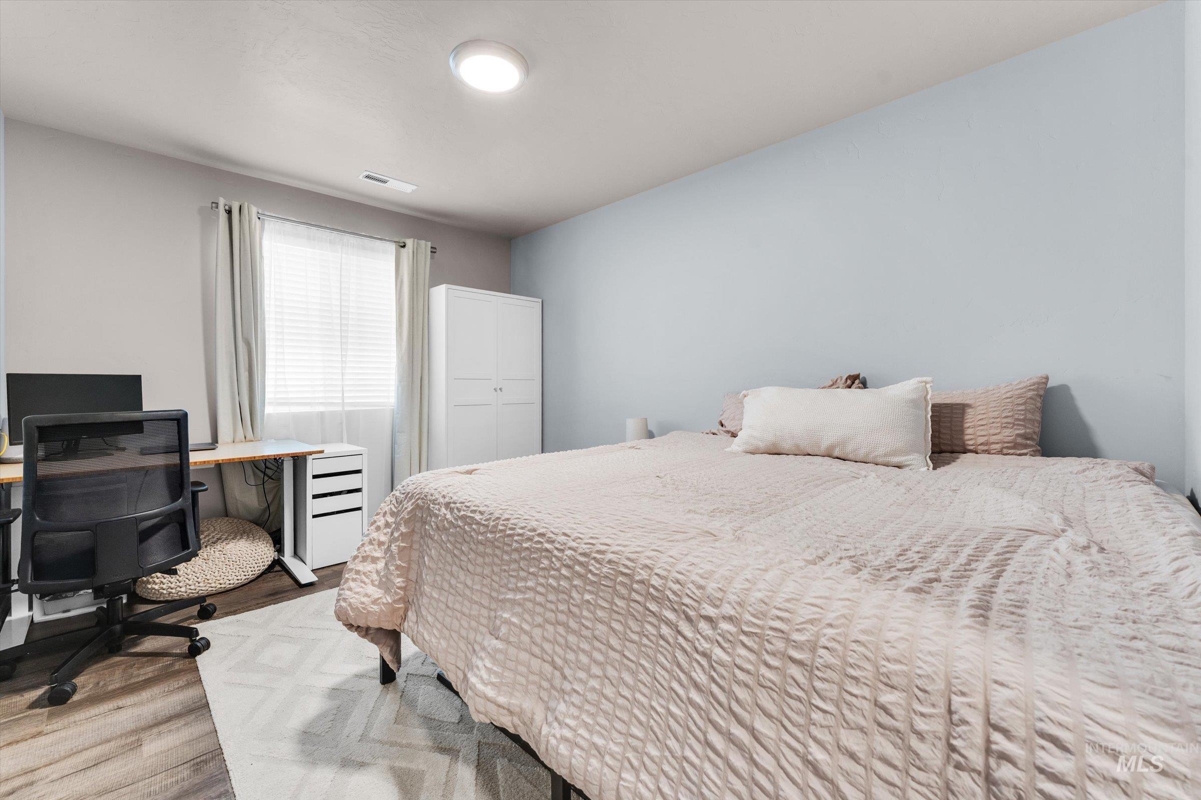 19605 Delmarva Ave., Caldwell, Idaho 83605, 4 Bedrooms, 2 Bathrooms, Residential For Sale, Price $392,000,MLS 98975792