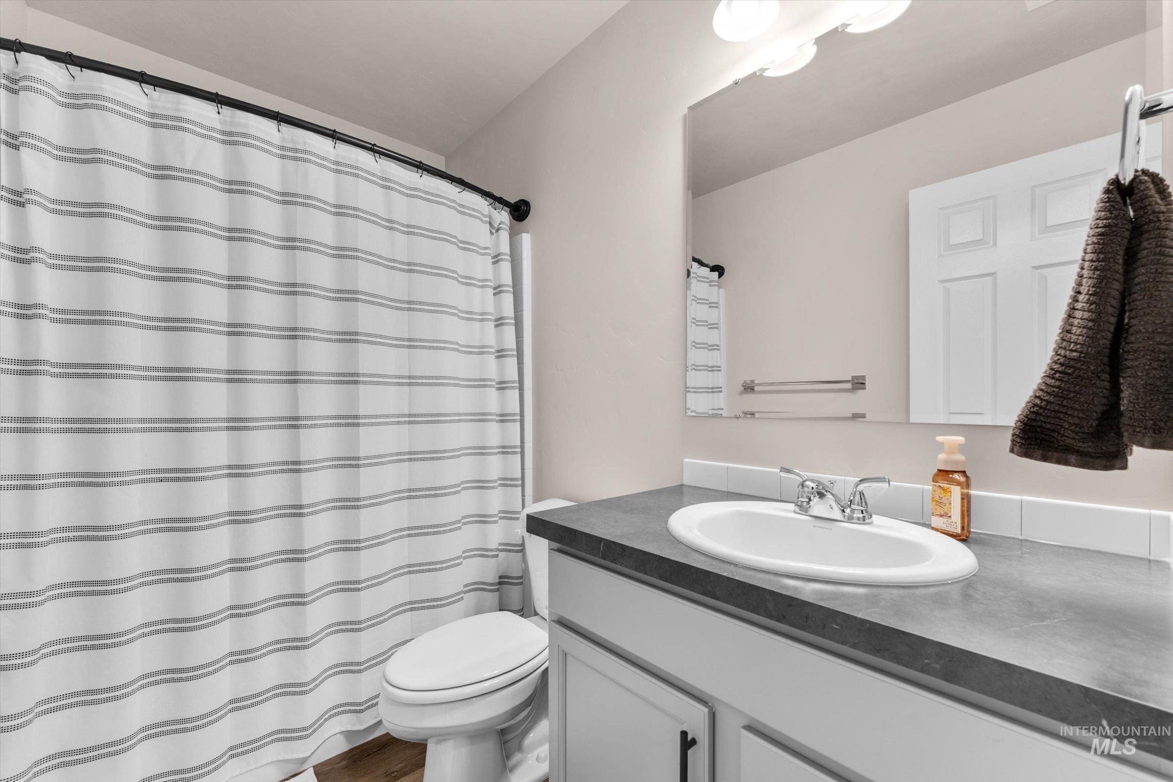 19605 Delmarva Ave., Caldwell, Idaho 83605, 4 Bedrooms, 2 Bathrooms, Residential For Sale, Price $392,000,MLS 98975792