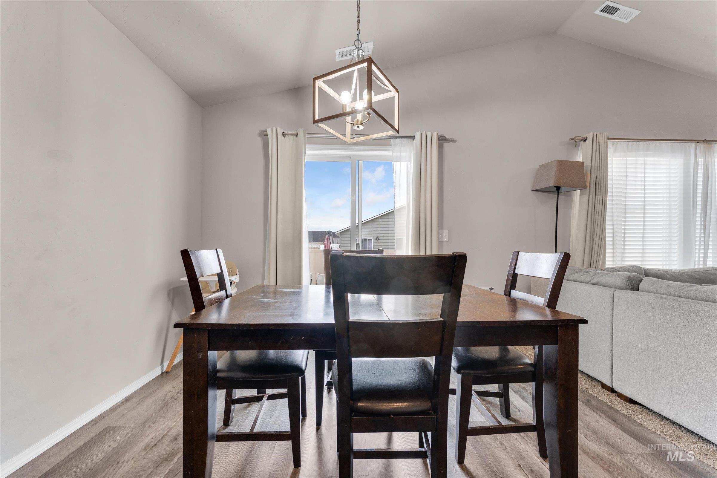 19605 Delmarva Ave., Caldwell, Idaho 83605, 4 Bedrooms, 2 Bathrooms, Residential For Sale, Price $392,000,MLS 98975792