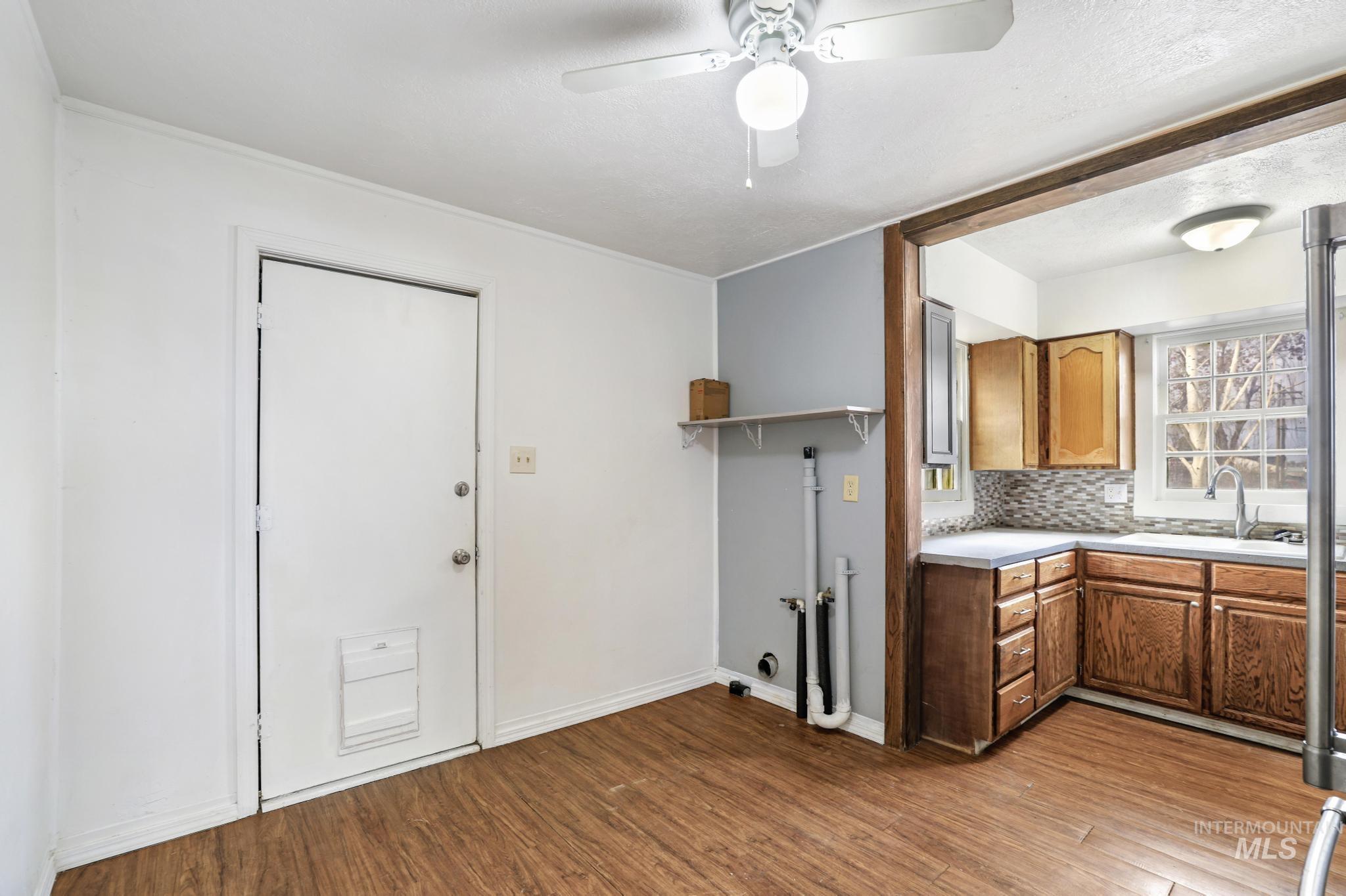 219 Madison St W, Kimberly, Idaho 83341-5152, 2 Bedrooms, 2 Bathrooms, Residential For Sale, Price $250,000, 98975793