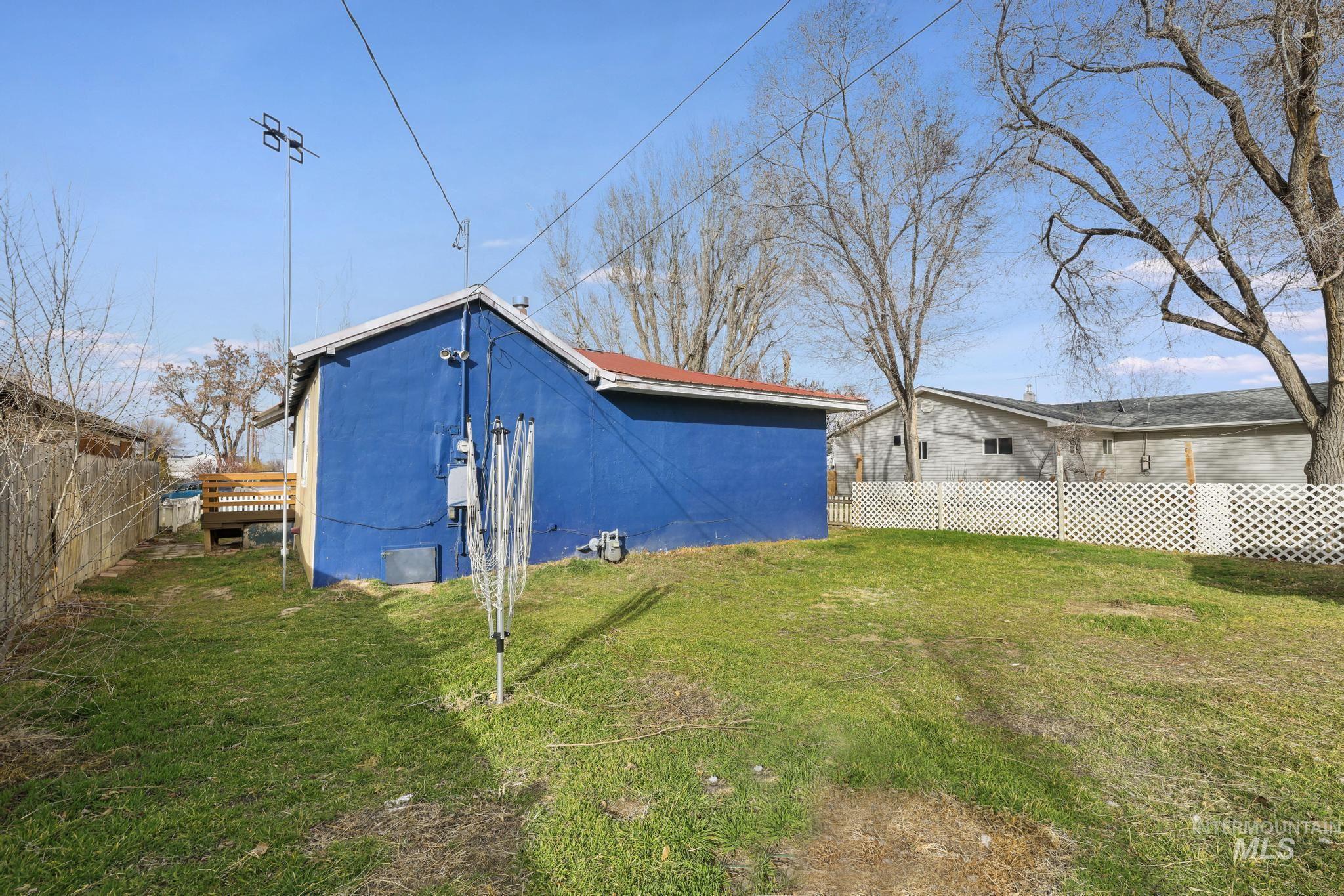 219 Madison St W, Kimberly, Idaho 83341-5152, 2 Bedrooms, 2 Bathrooms, Residential For Sale, Price $250,000, 98975793