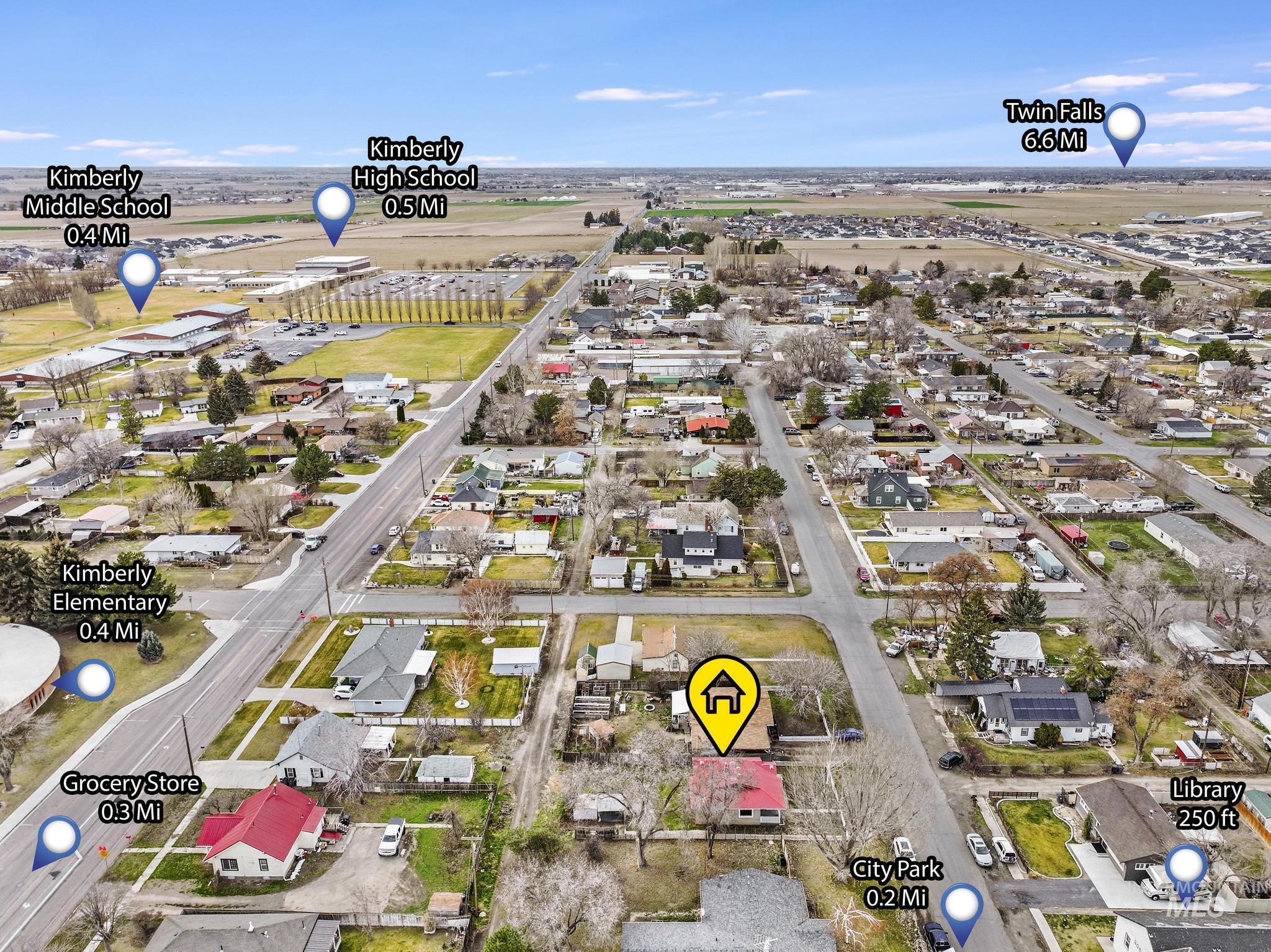 219 Madison St W, Kimberly, Idaho 83341-5152, 2 Bedrooms, 2 Bathrooms, Residential For Sale, Price $250,000, 98975793