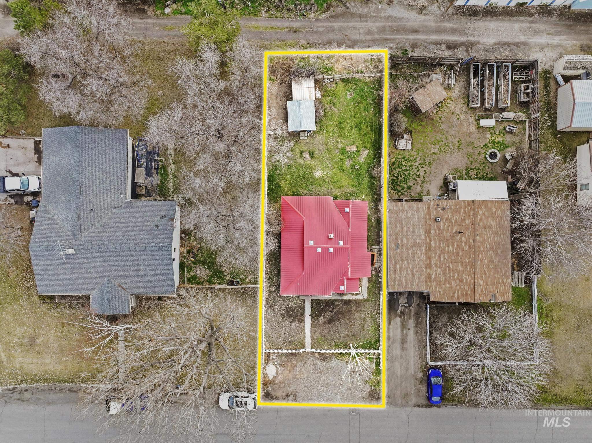 219 Madison St W, Kimberly, Idaho 83341-5152, 2 Bedrooms, 2 Bathrooms, Residential For Sale, Price $250,000, 98975793