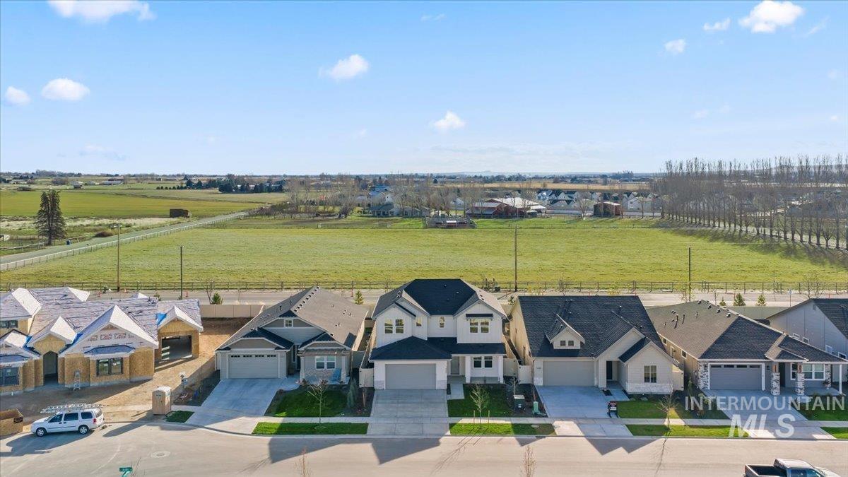 1485 E Andes Dr, Kuna, Idaho 83634, 4 Bedrooms, 2.5 Bathrooms, Residential For Sale, Price $674,900, 98975795