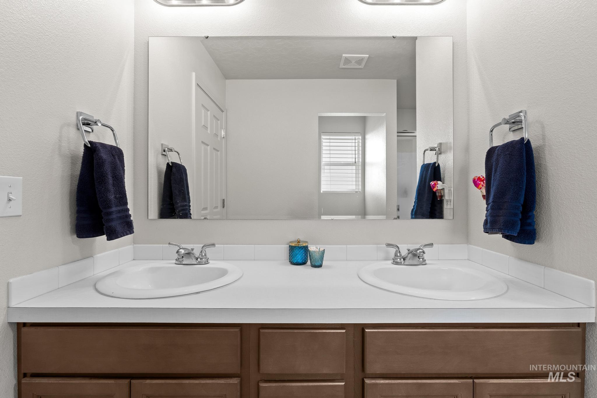 7526 E Toussand Dr, Nampa, Idaho 83687-5630, 3 Bedrooms, 2 Bathrooms, Residential For Sale, Price $405,000, 98975799