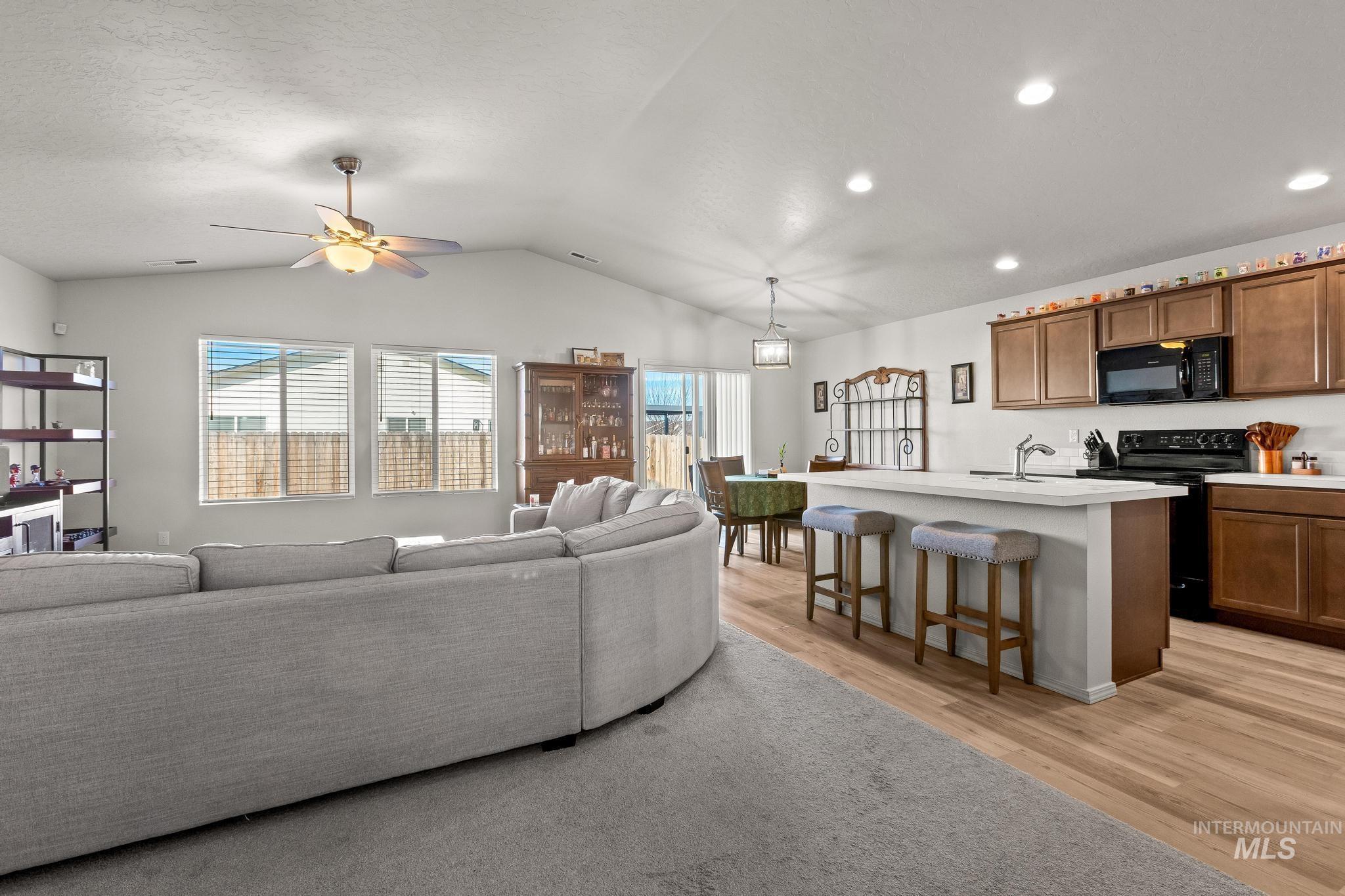 7526 E Toussand Dr, Nampa, Idaho 83687-5630, 3 Bedrooms, 2 Bathrooms, Residential For Sale, Price $405,000, 98975799