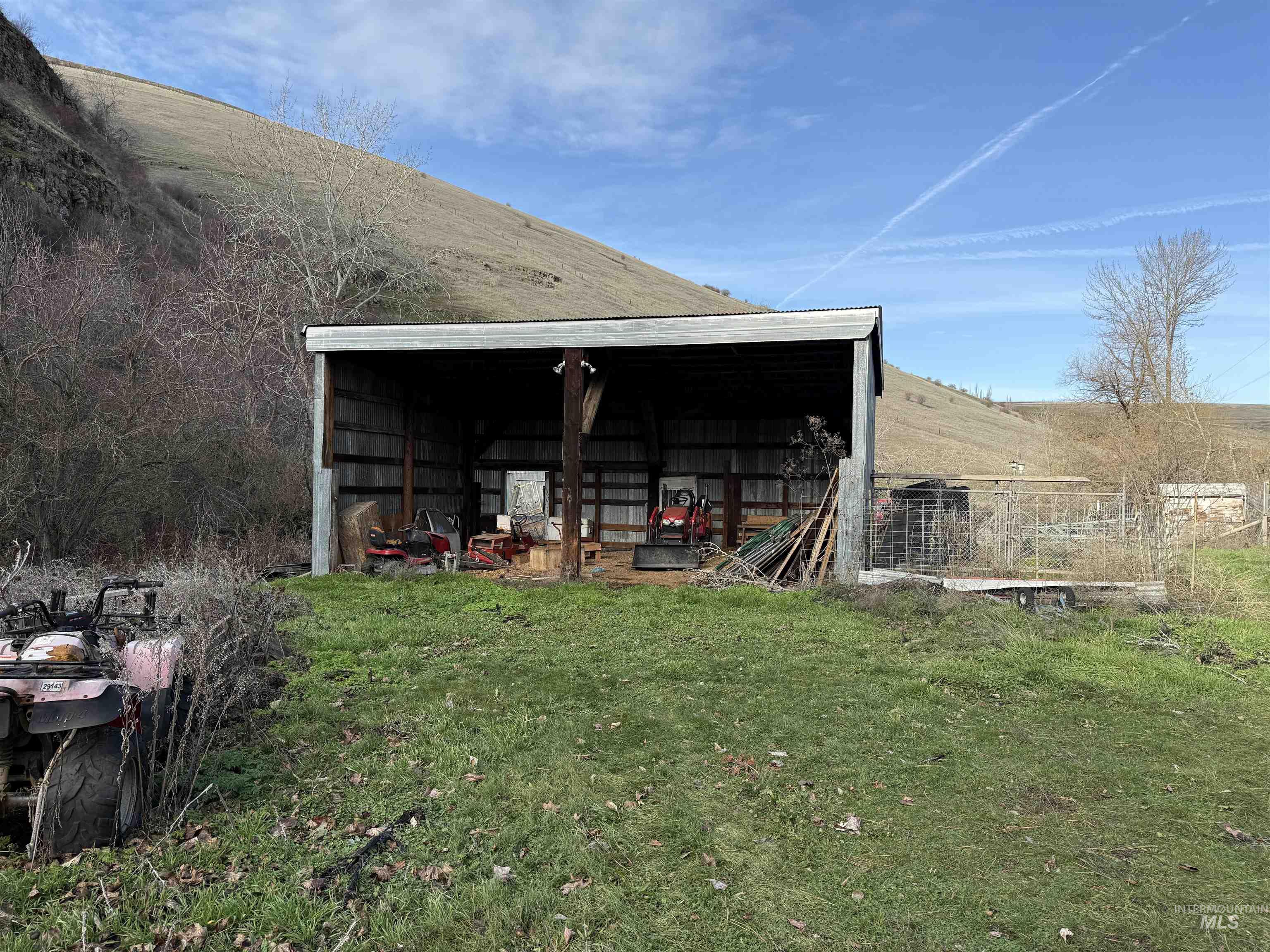 32680 Webb Ridge Rd, Lapwai, Idaho 83540, 3 Bedrooms, 1 Bathroom, Residential For Sale, Price $349,000, 98975800