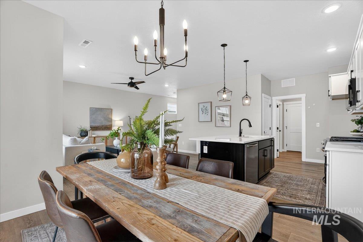 7136 W Riverwood St, Boise, Idaho 83709, 3 Bedrooms, 2.5 Bathrooms, Residential For Sale, Price $469,000, 98975805