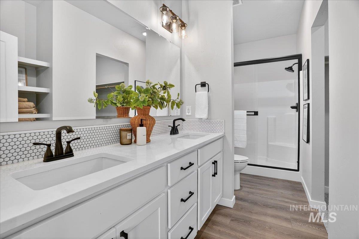 7136 W Riverwood St, Boise, Idaho 83709, 3 Bedrooms, 2.5 Bathrooms, Residential For Sale, Price $469,000, 98975805