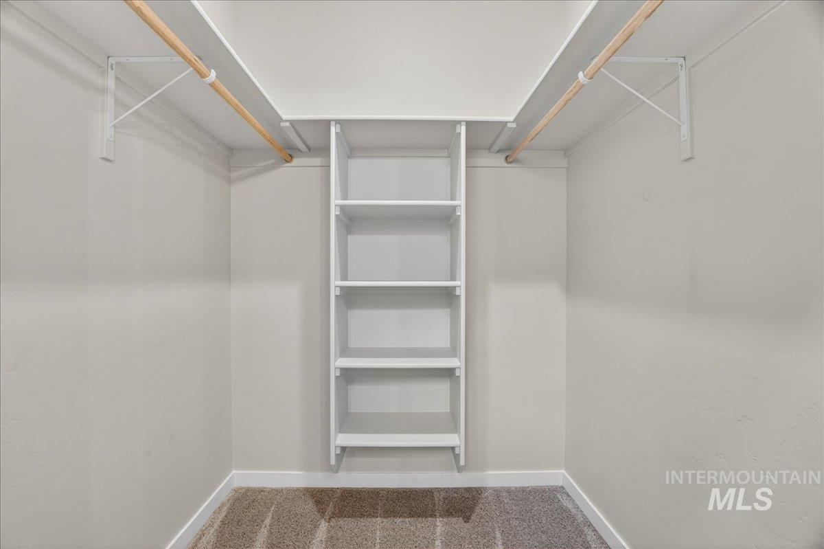 7136 W Riverwood St, Boise, Idaho 83709, 3 Bedrooms, 2.5 Bathrooms, Residential For Sale, Price $469,000, 98975805