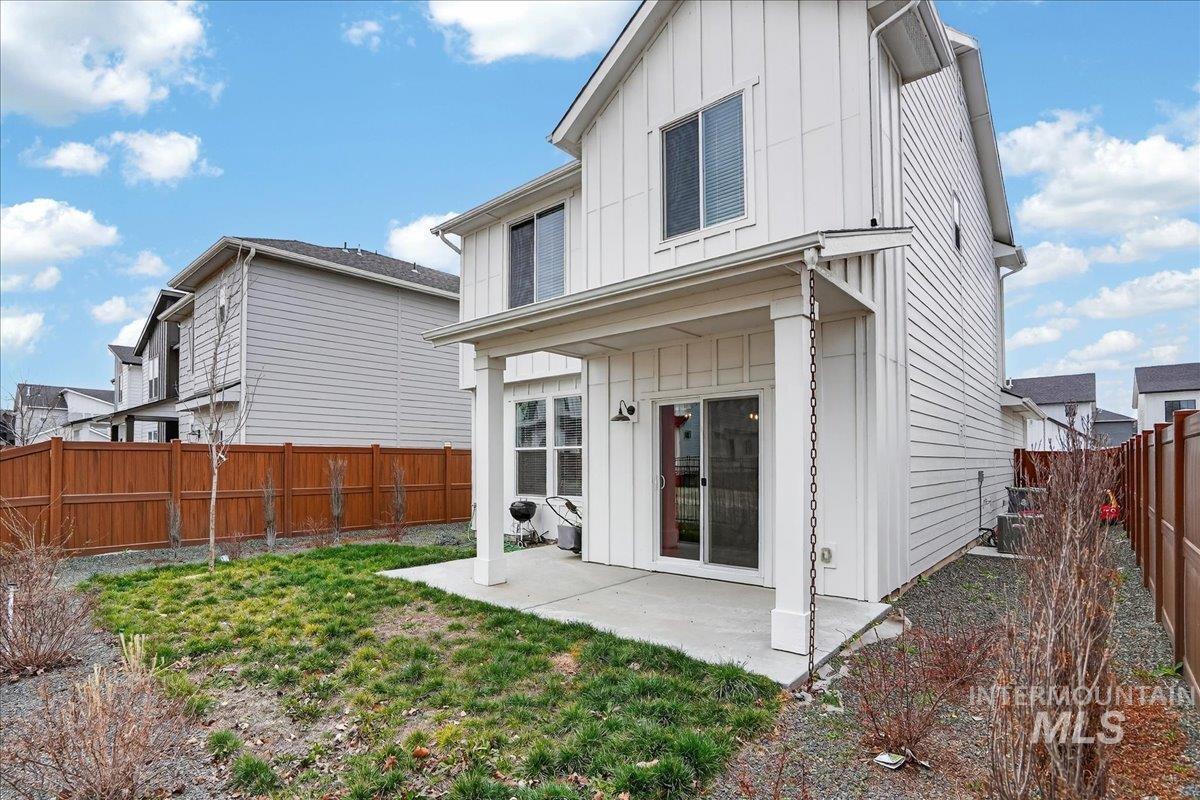 7136 W Riverwood St, Boise, Idaho 83709, 3 Bedrooms, 2.5 Bathrooms, Residential For Sale, Price $469,000, 98975805