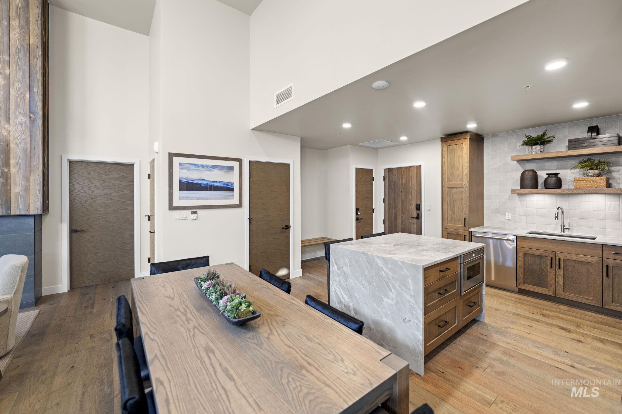 740 Village Drive, Donnelly, Idaho 83615, 1 Bedroom, 1.5 Bathrooms, Residential For Sale, Price $899,000, 98975809