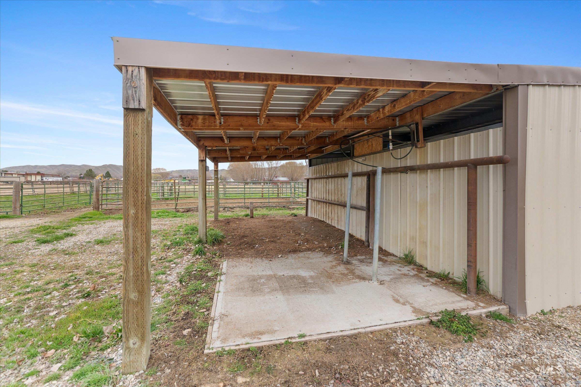 2515 Foxfire Ln, Emmett, Idaho 83617-9178, 3 Bedrooms, 2 Bathrooms, Residential For Sale, Price $789,900, 98975812