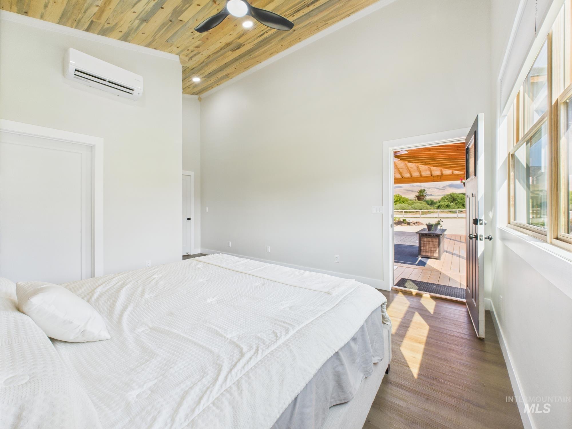 6501 Sweet Ola Hwy, Sweet, Idaho 83670, 2 Bedrooms, 2 Bathrooms, Residential For Sale, Price $535,000, 98975813