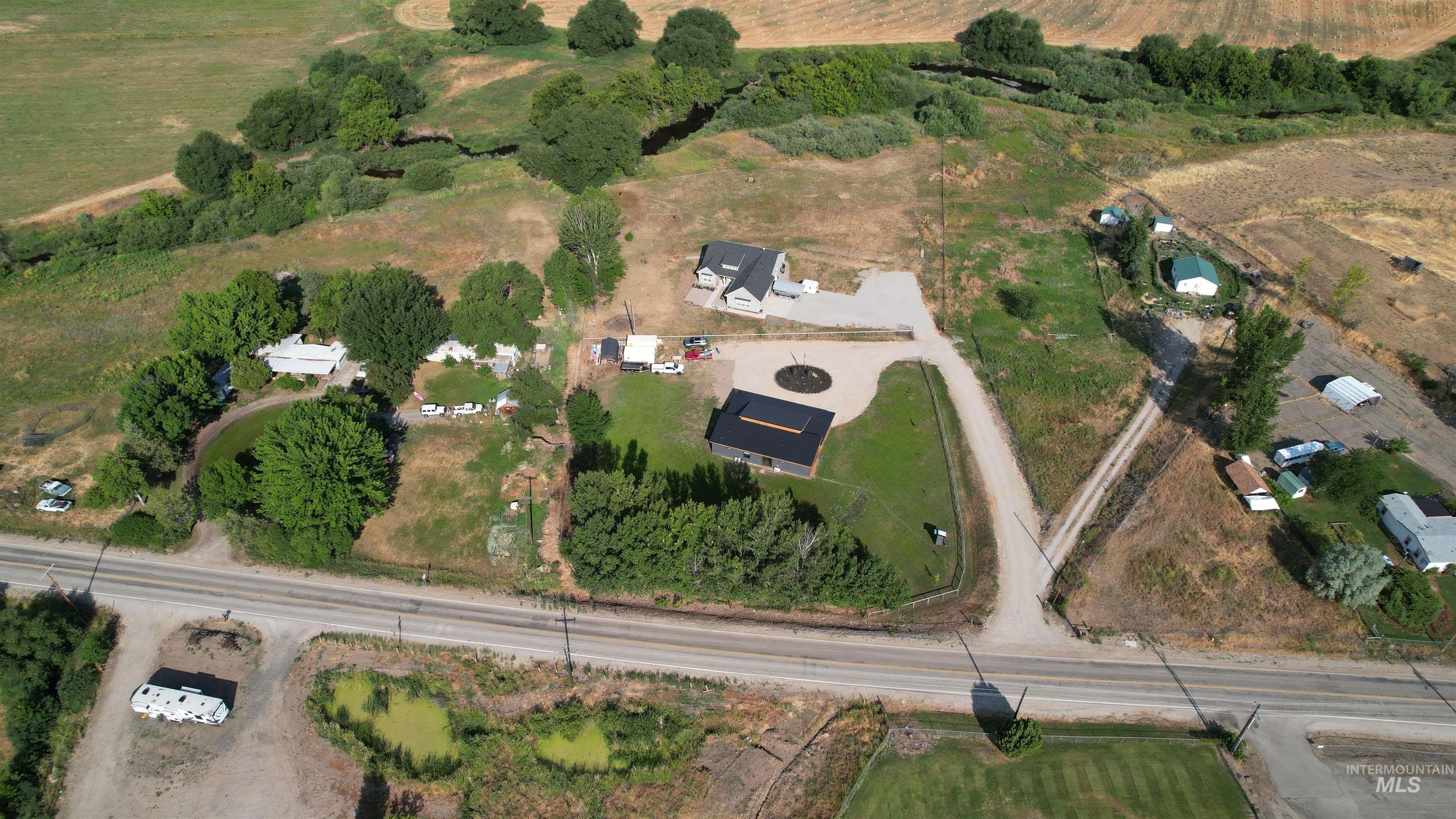 6501 Sweet Ola Hwy, Sweet, Idaho 83670, 2 Bedrooms, 2 Bathrooms, Residential For Sale, Price $535,000, 98975813