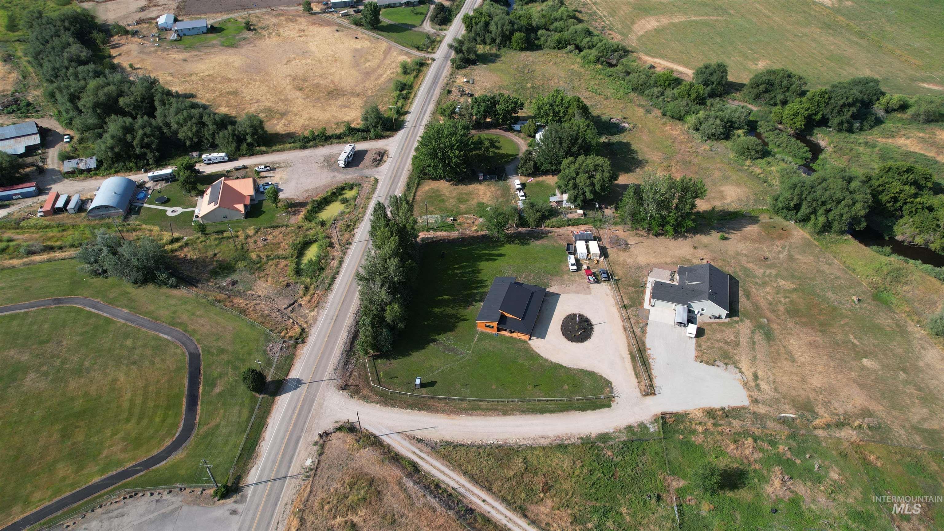 6501 Sweet Ola Hwy, Sweet, Idaho 83670, 2 Bedrooms, 2 Bathrooms, Residential For Sale, Price $535,000, 98975813