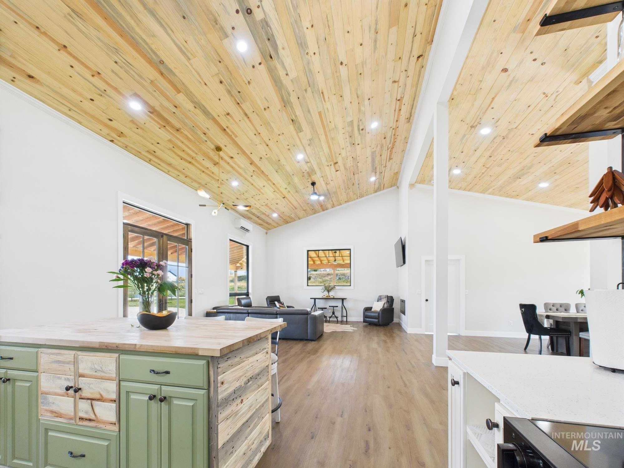 6501 Sweet Ola Hwy, Sweet, Idaho 83670, 2 Bedrooms, 2 Bathrooms, Residential For Sale, Price $535,000, 98975813