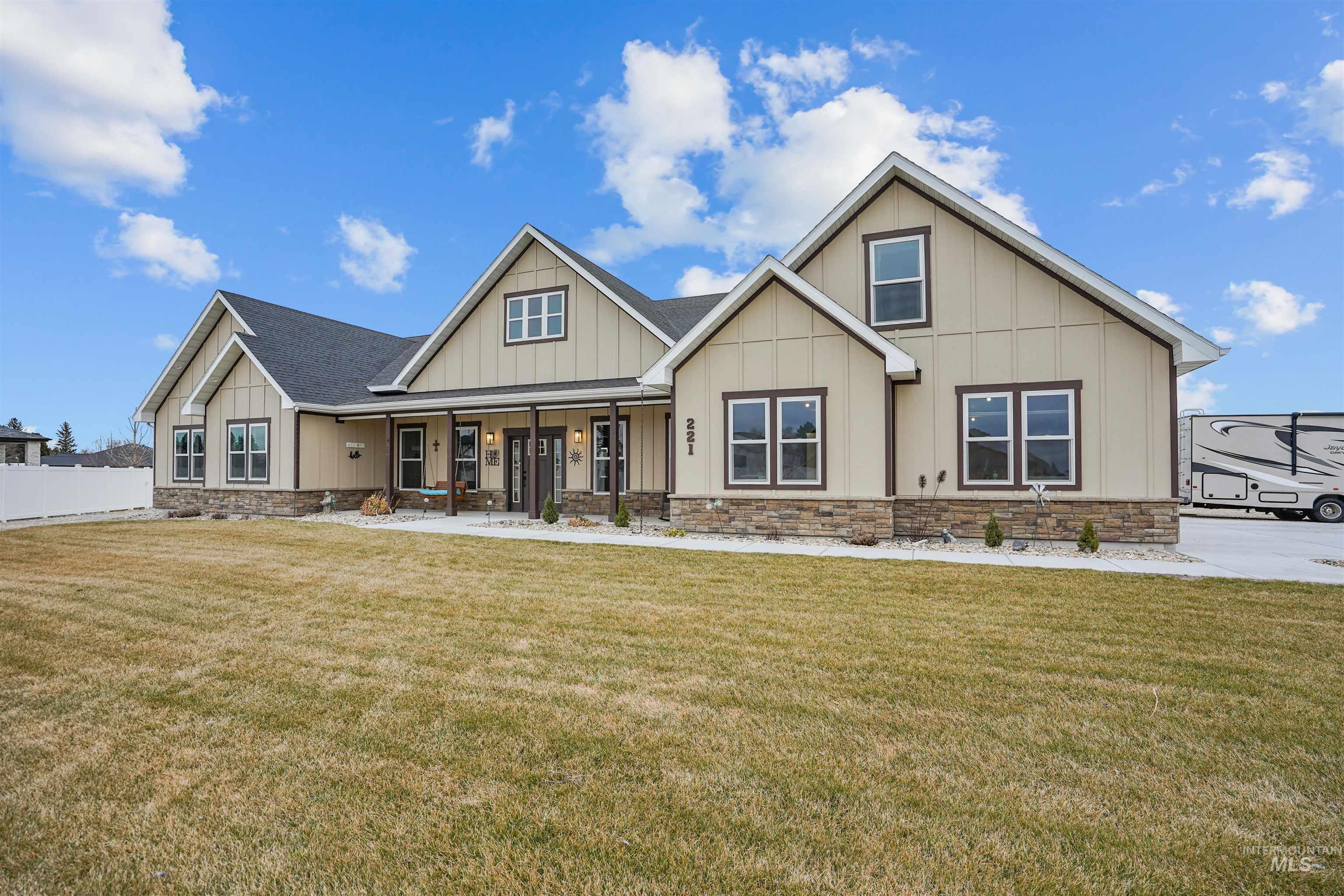 221 S 30 W, Burley, Idaho 83318, 6 Bedrooms, 3.5 Bathrooms, Residential For Sale, Price $950,000, 98975814