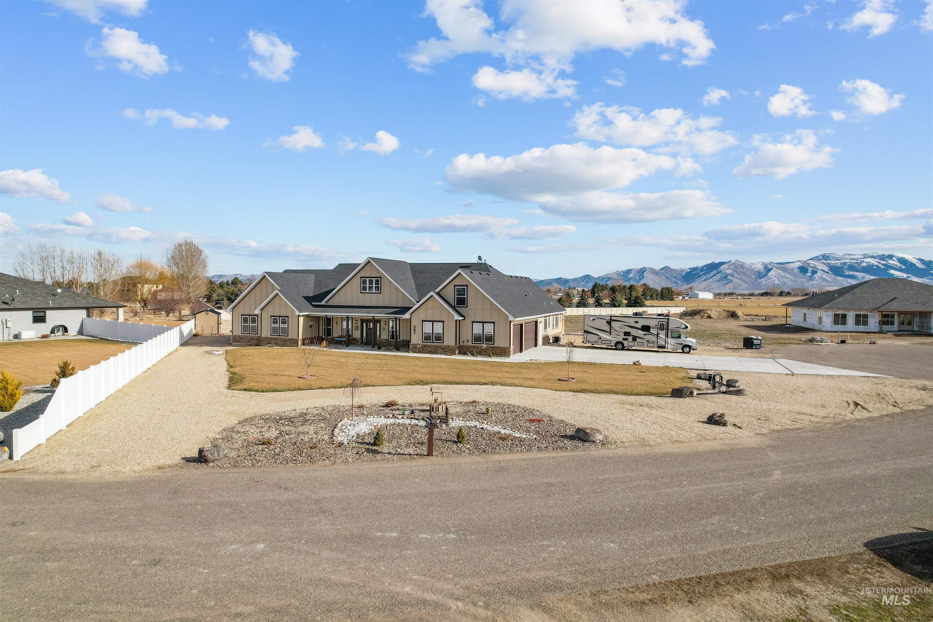 221 S 30 W, Burley, Idaho 83318, 6 Bedrooms, 3.5 Bathrooms, Residential For Sale, Price $950,000, 98975814