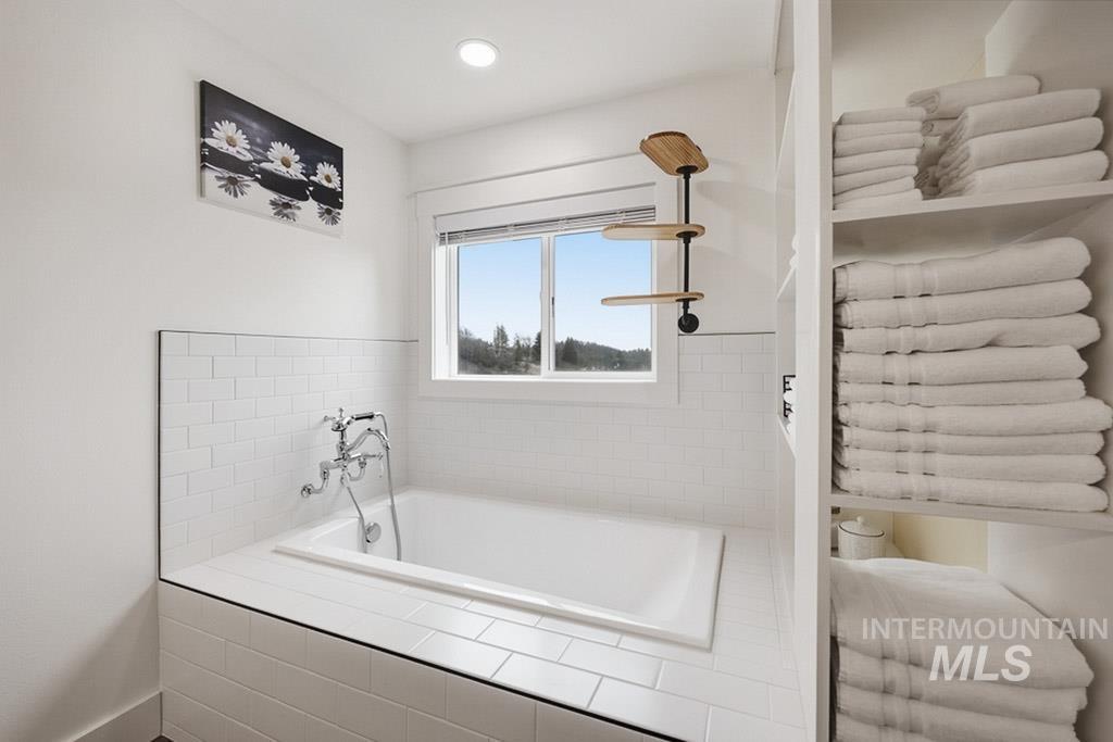 300 Big Meadow Rd, Troy, Idaho 83871, 7 Bedrooms, 6 Bathrooms, Residential For Sale, Price $999,000,MLS 98975815