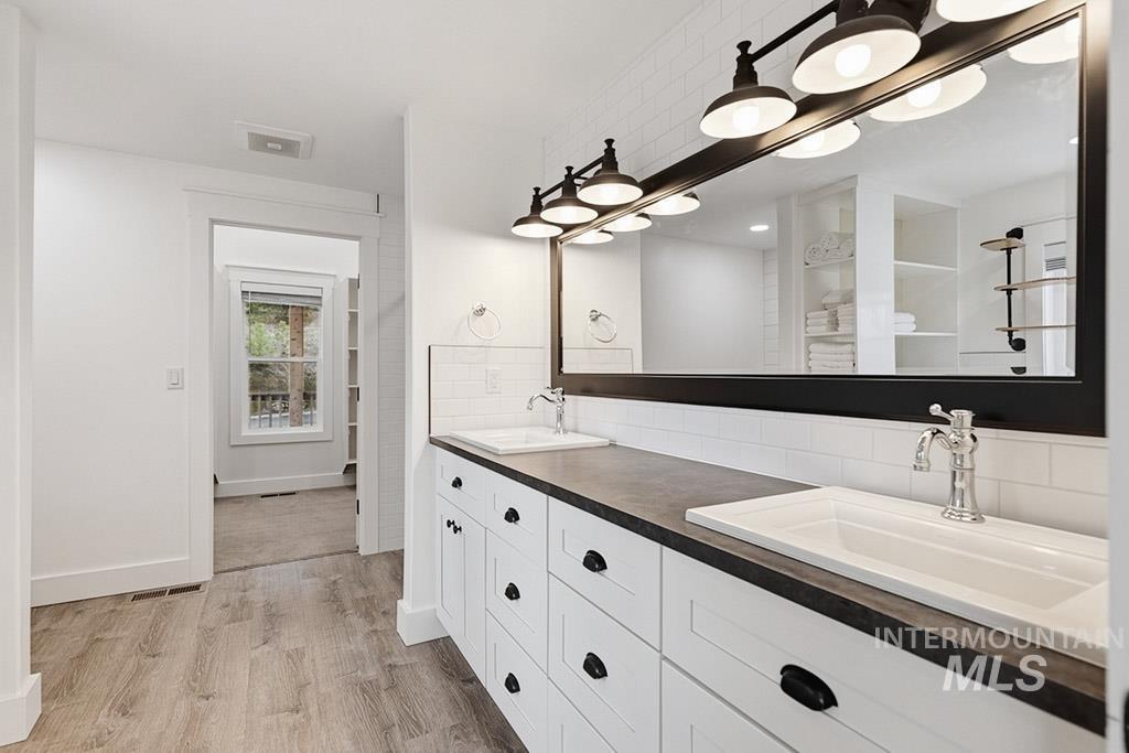 300 Big Meadow Rd, Troy, Idaho 83871, 7 Bedrooms, 6 Bathrooms, Residential For Sale, Price $999,000,MLS 98975815