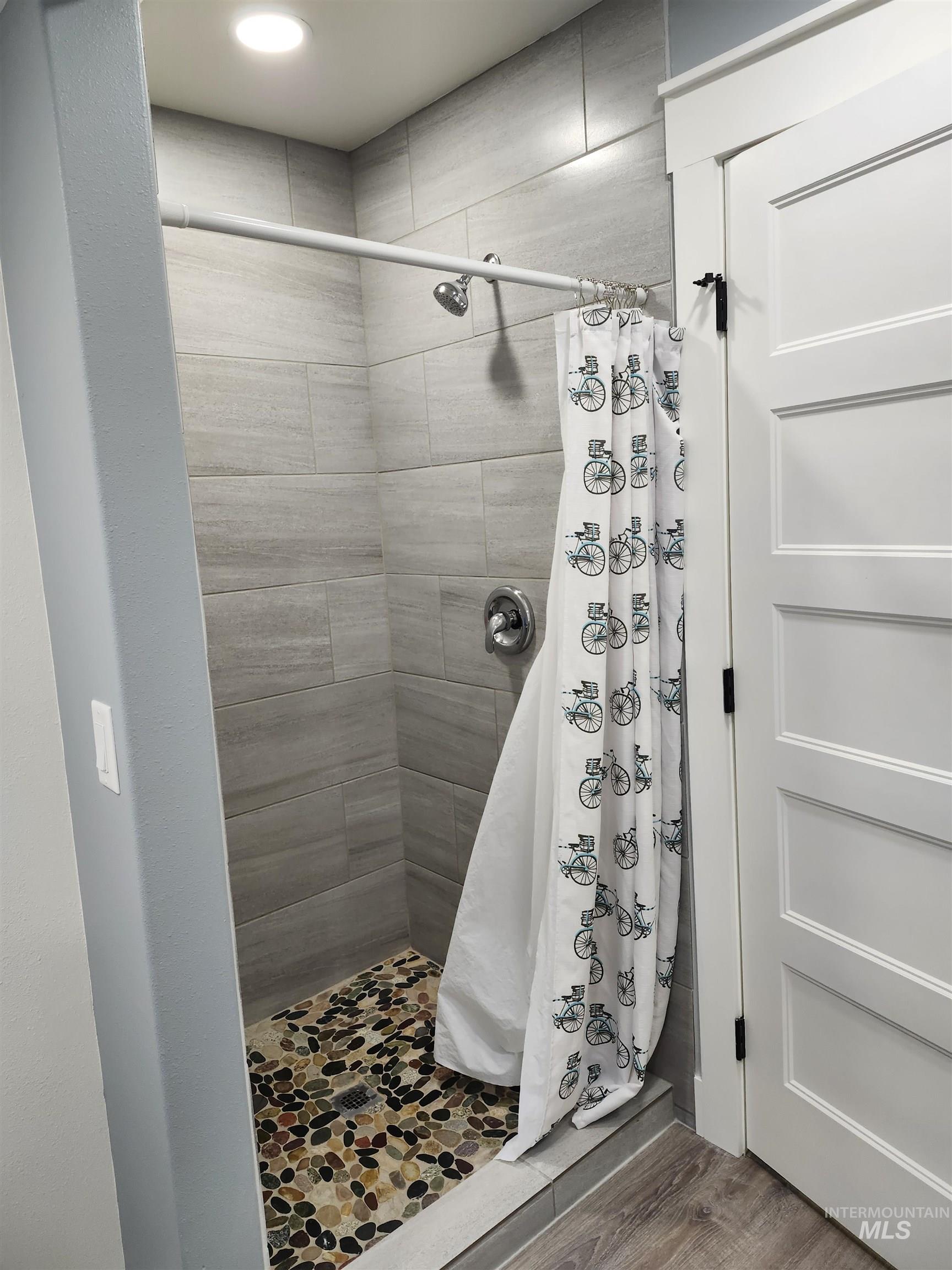 300 Big Meadow Rd, Troy, Idaho 83871, 7 Bedrooms, 6 Bathrooms, Residential For Sale, Price $1,100,000, 98975815